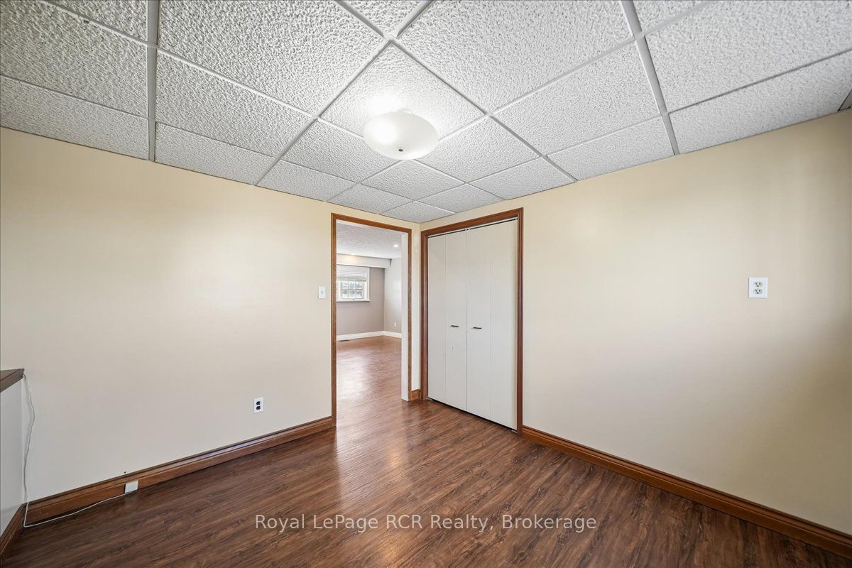 883 30th Street W Property Photo 35