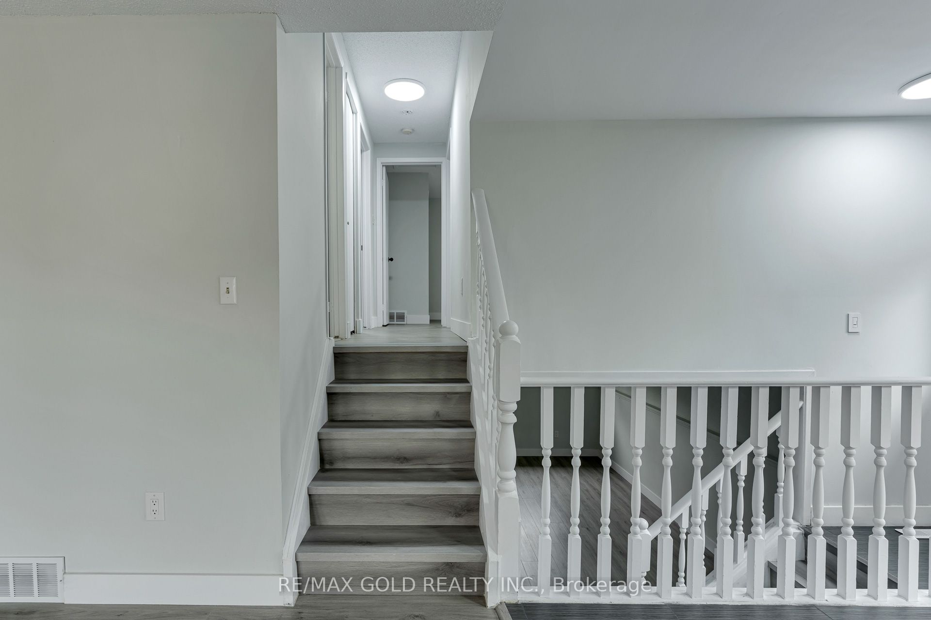 83 Speight Crescent Property Photo 13
