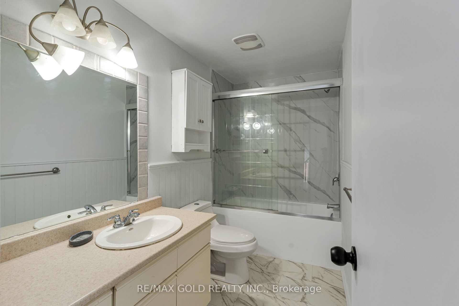 83 Speight Crescent Property Photo 14
