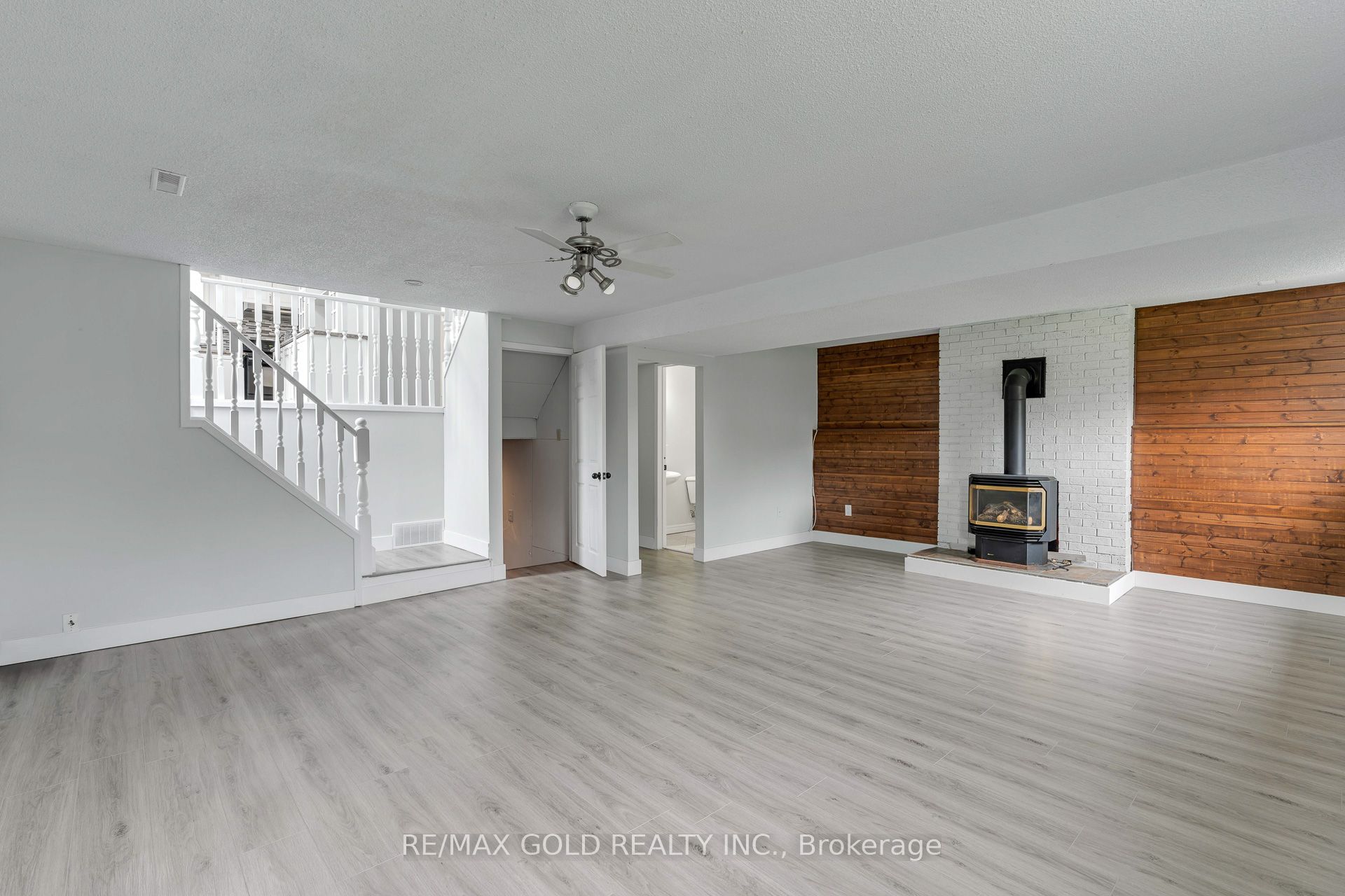 83 Speight Crescent Property Photo 18