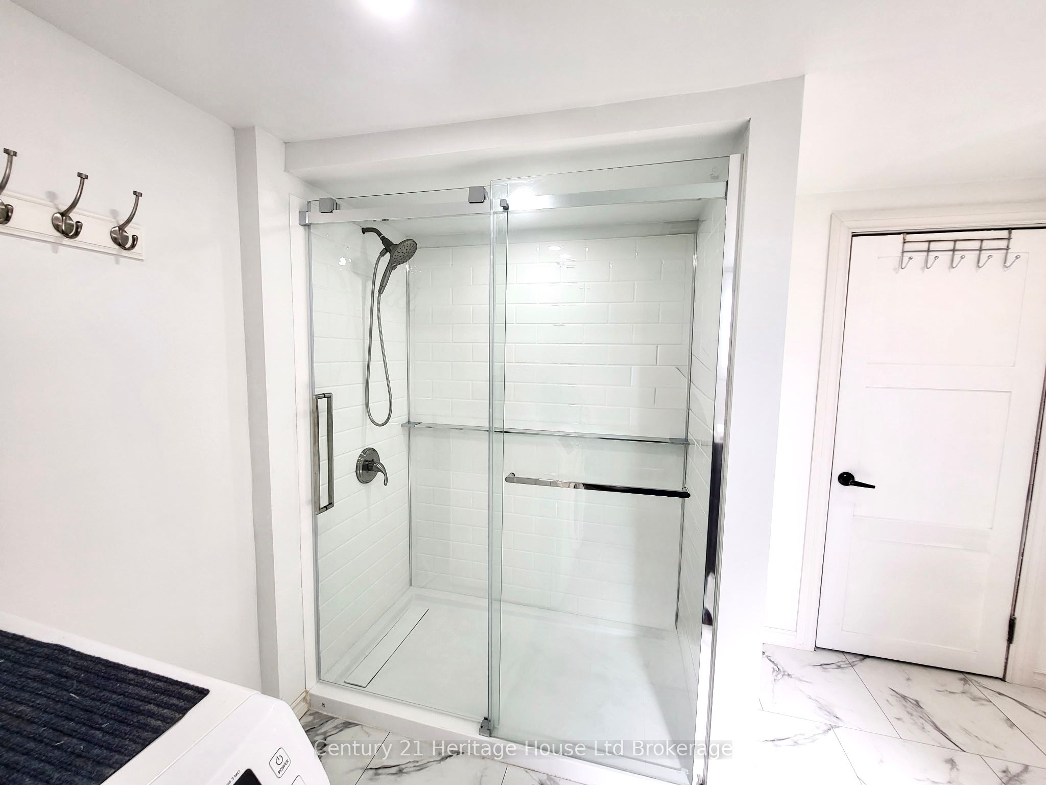 34 Humboldt Parkway Property Photo 13