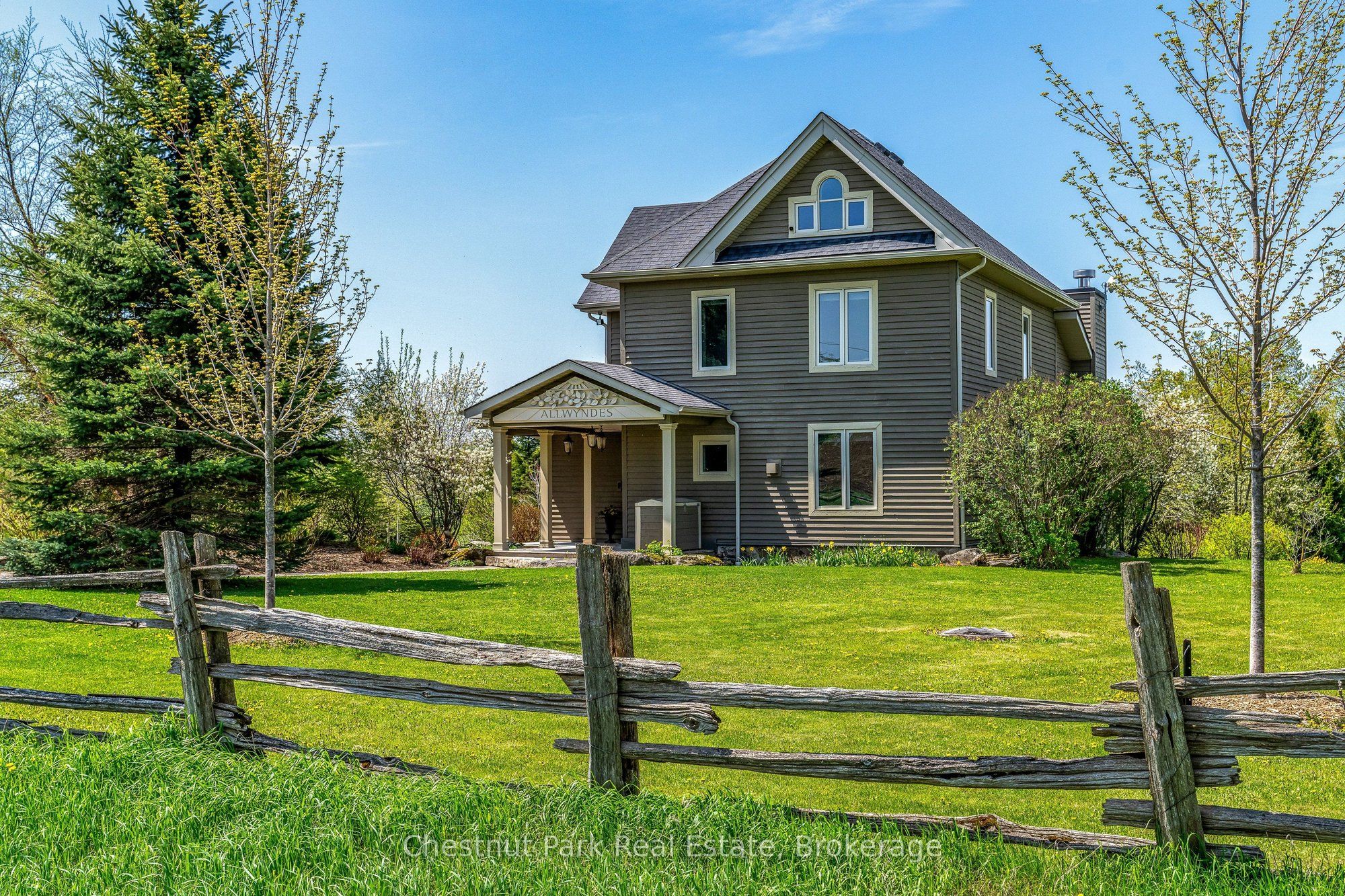 758510 2nd Line E Property Photo 9