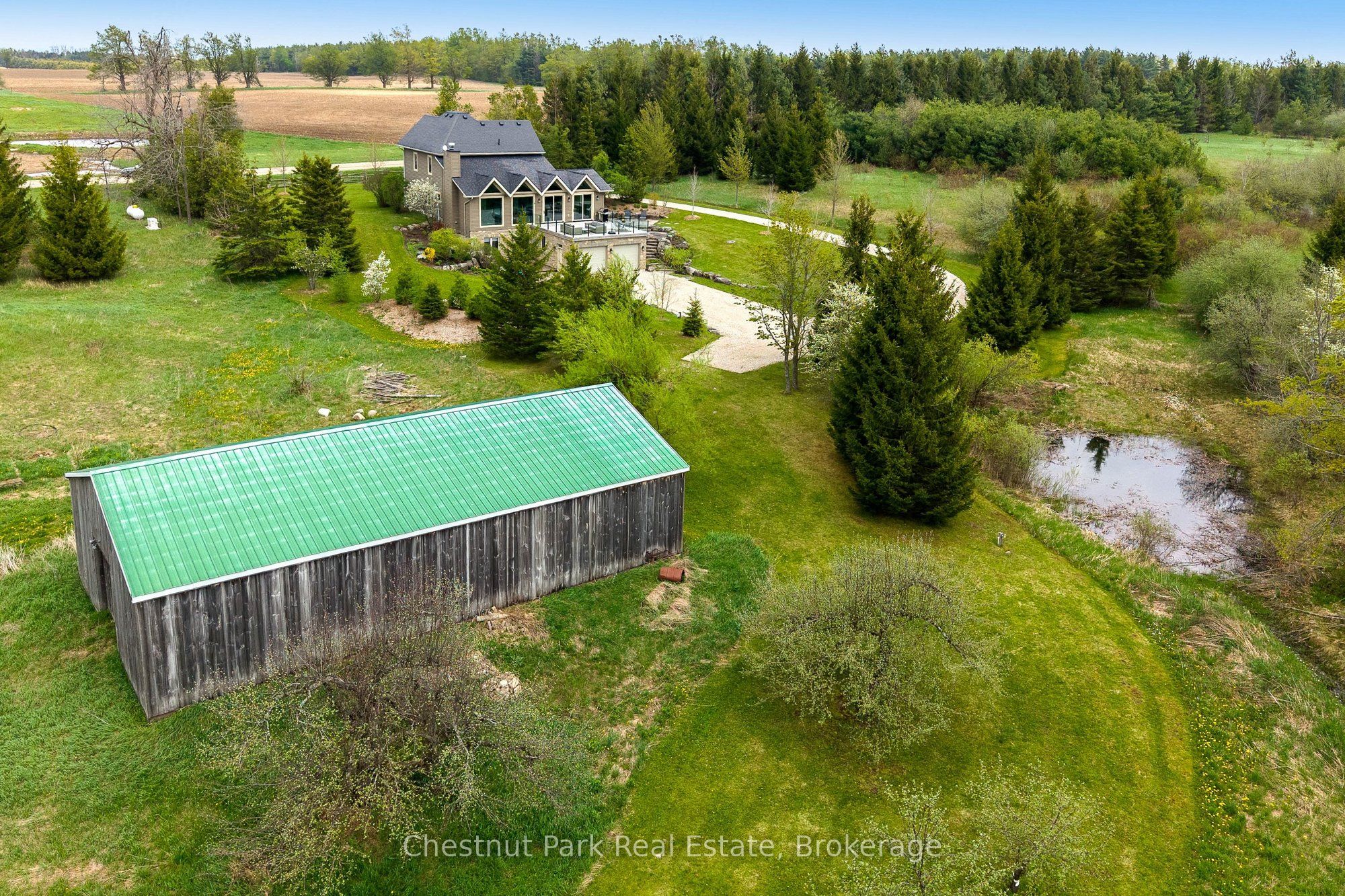 758510 2nd Line E Property Photo 45