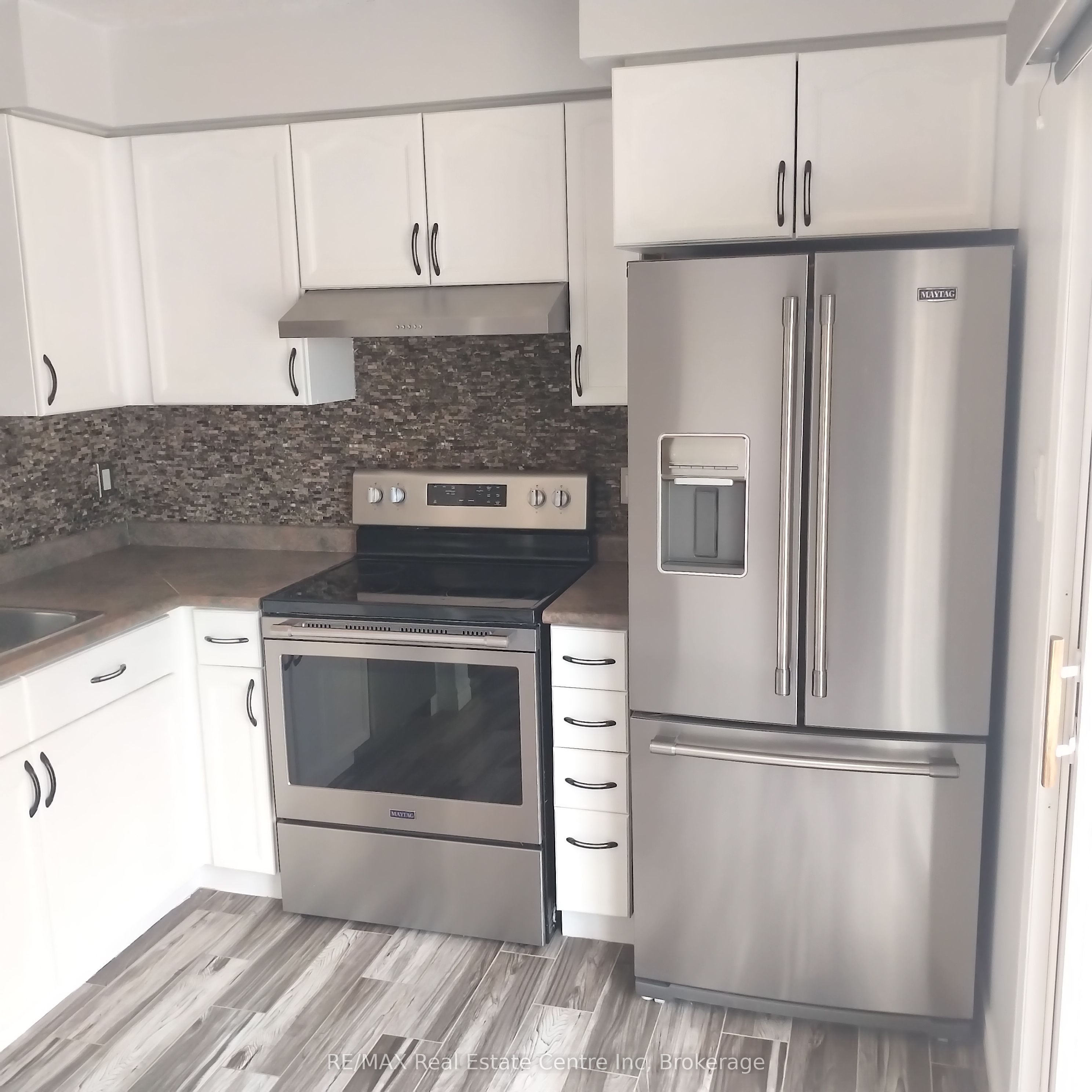 50 Hagan Avenue Property Photo 11