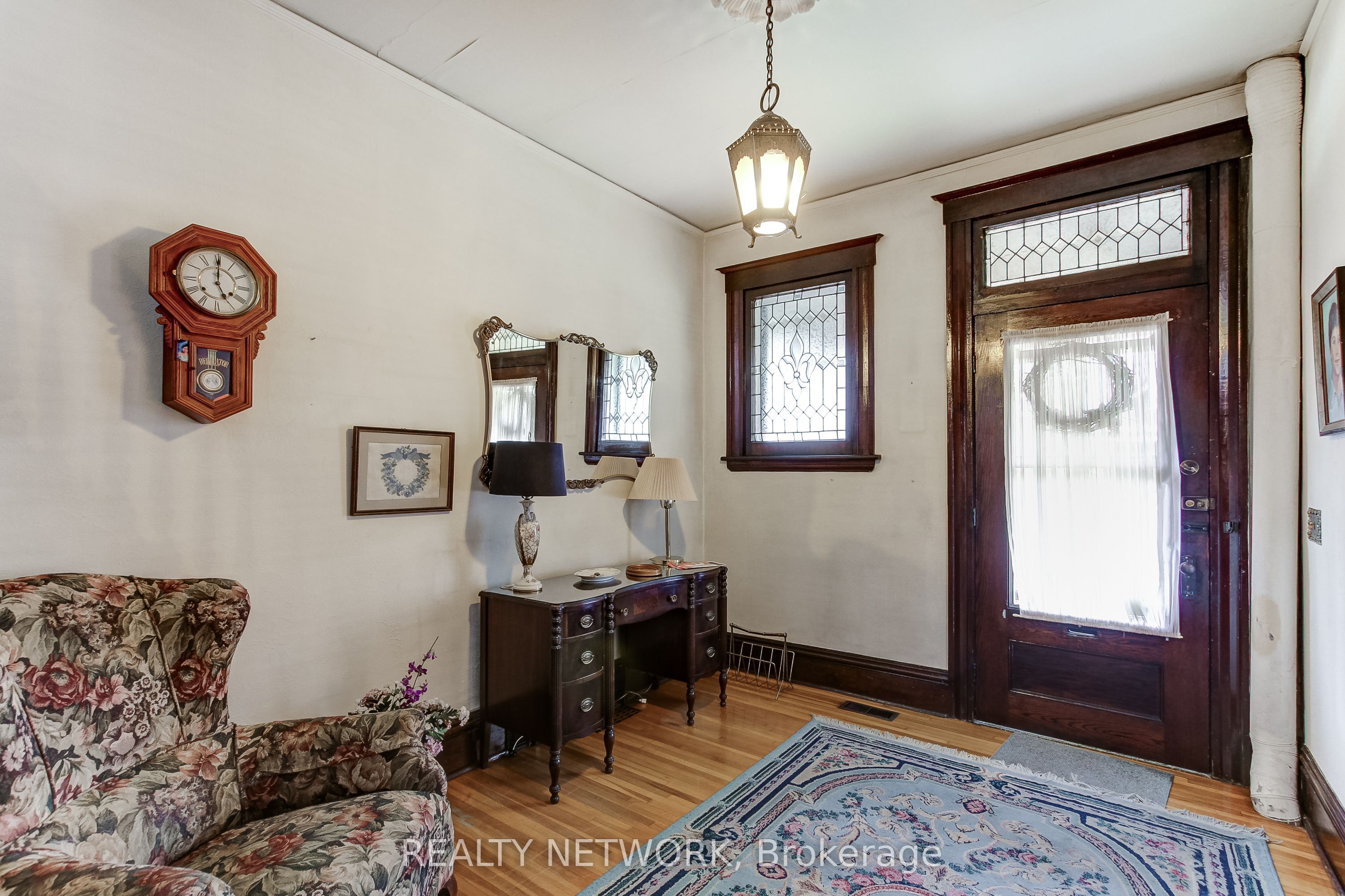 18 Fairleigh Crescent Property Photo 6