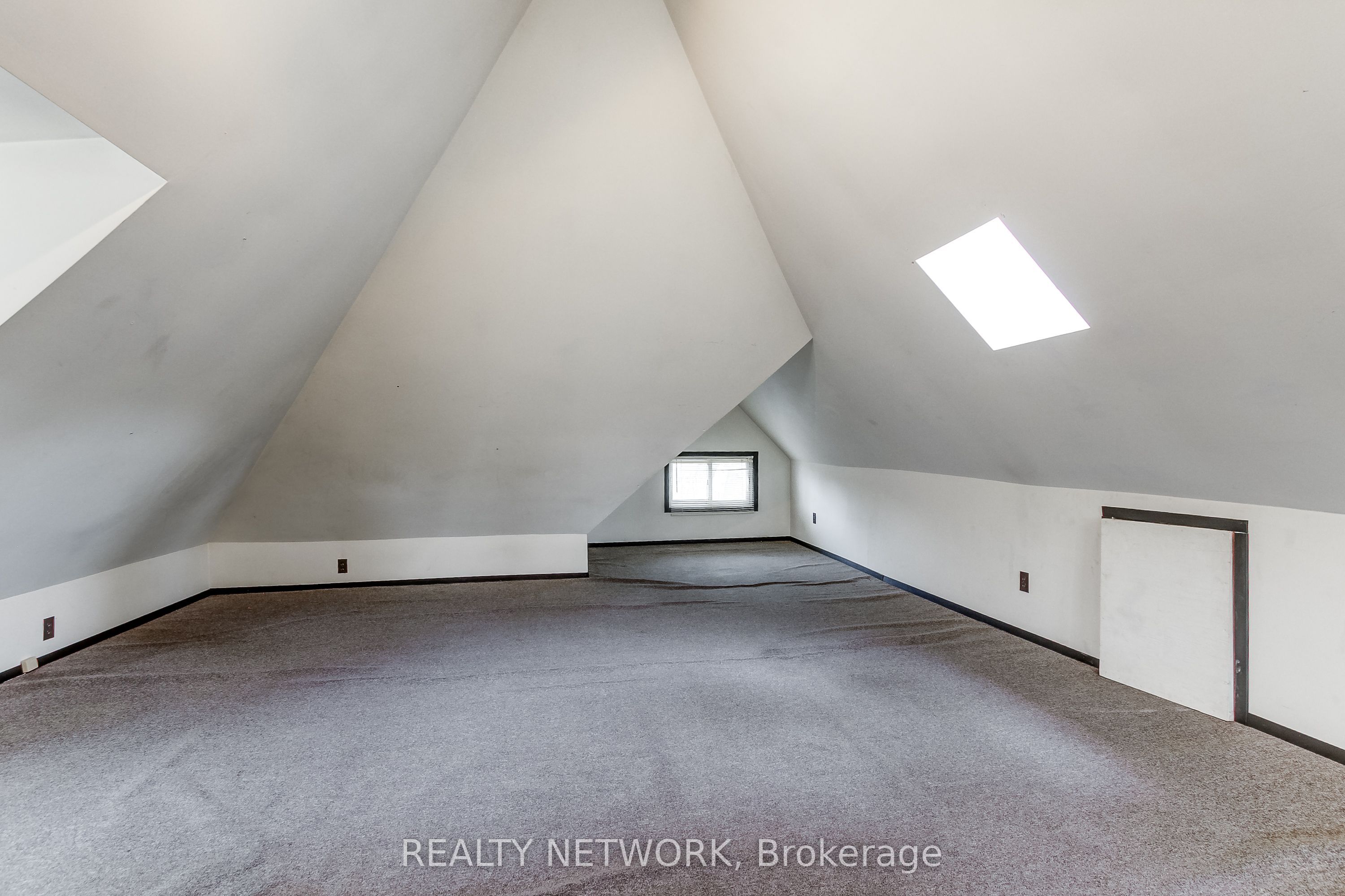 18 Fairleigh Crescent Property Photo 33