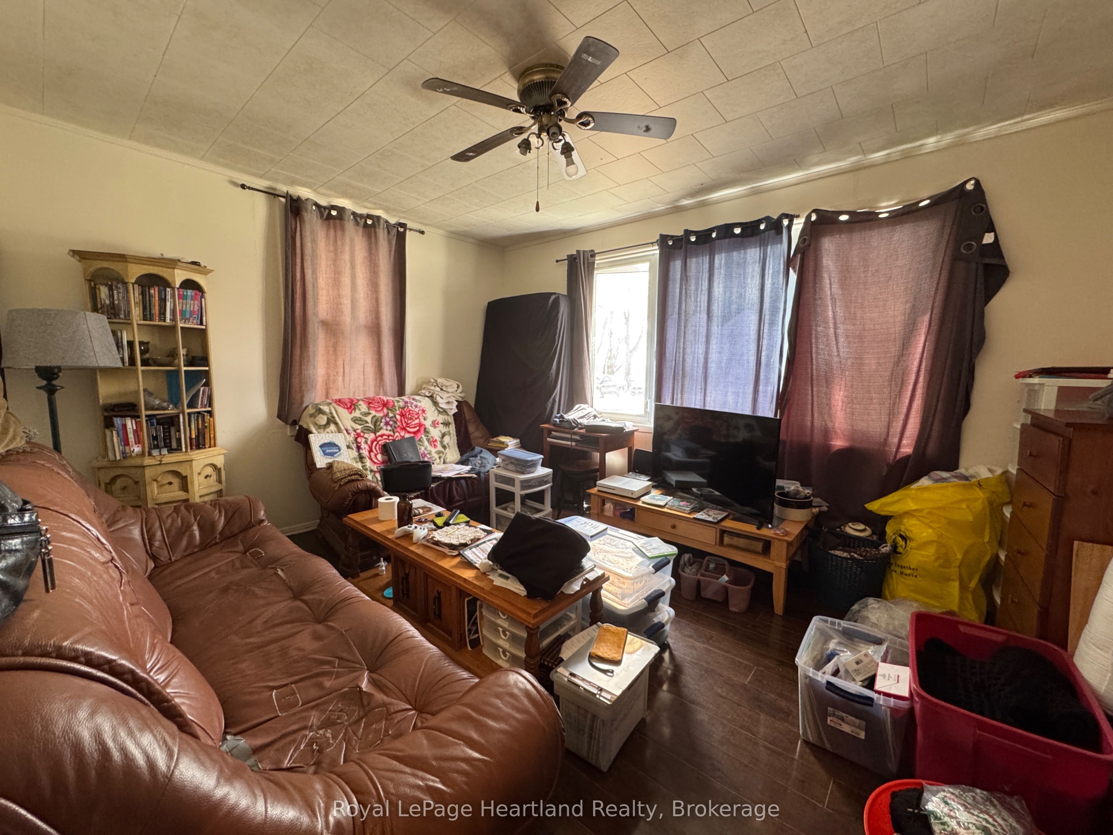 635 Yonge Street Property Photo 3