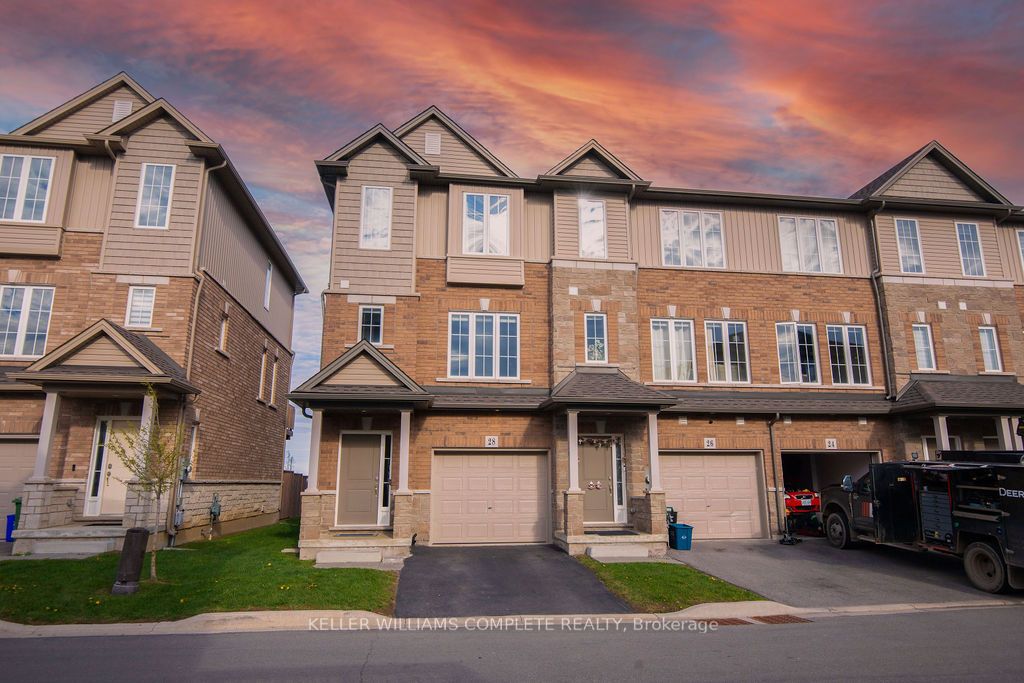28 Canary Grass Boulevard Property Photo 3