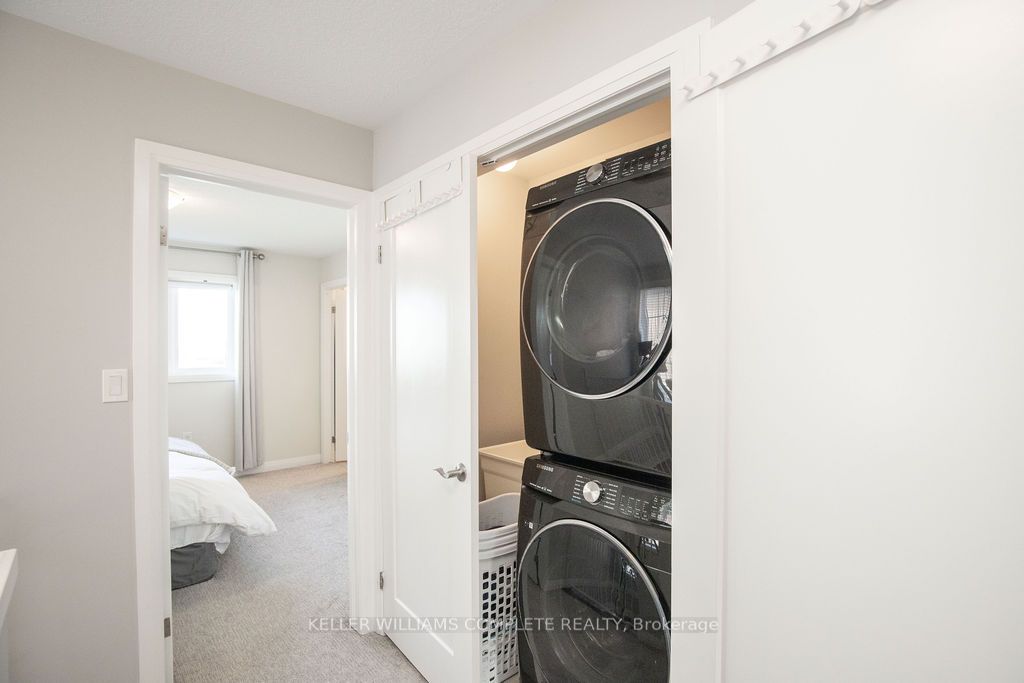 28 Canary Grass Boulevard Property Photo 25