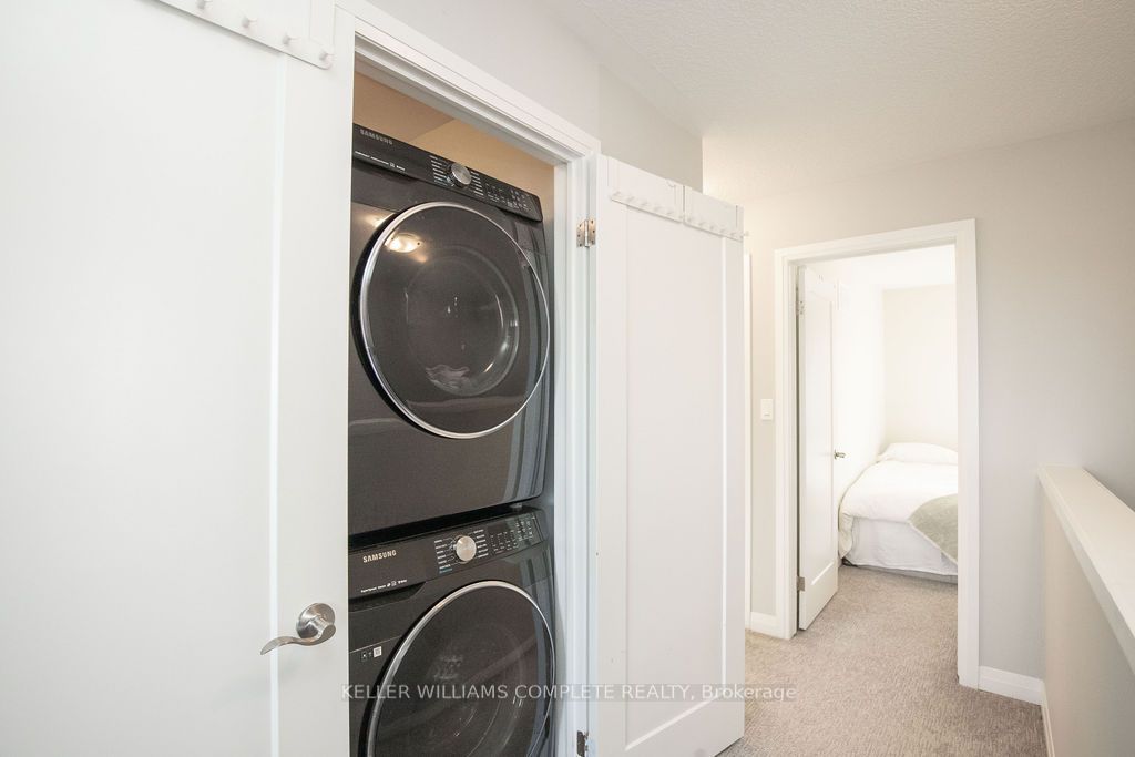 28 Canary Grass Boulevard Property Photo 26