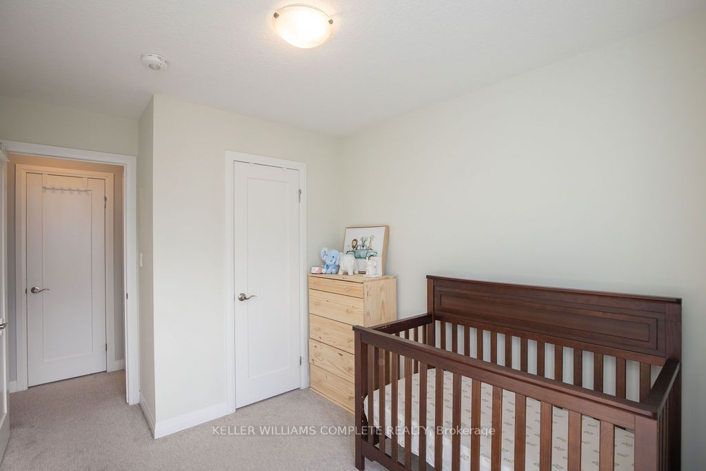 28 Canary Grass Boulevard Property Photo 32