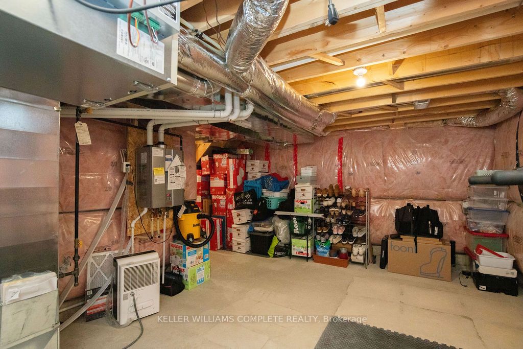 28 Canary Grass Boulevard Property Photo 40