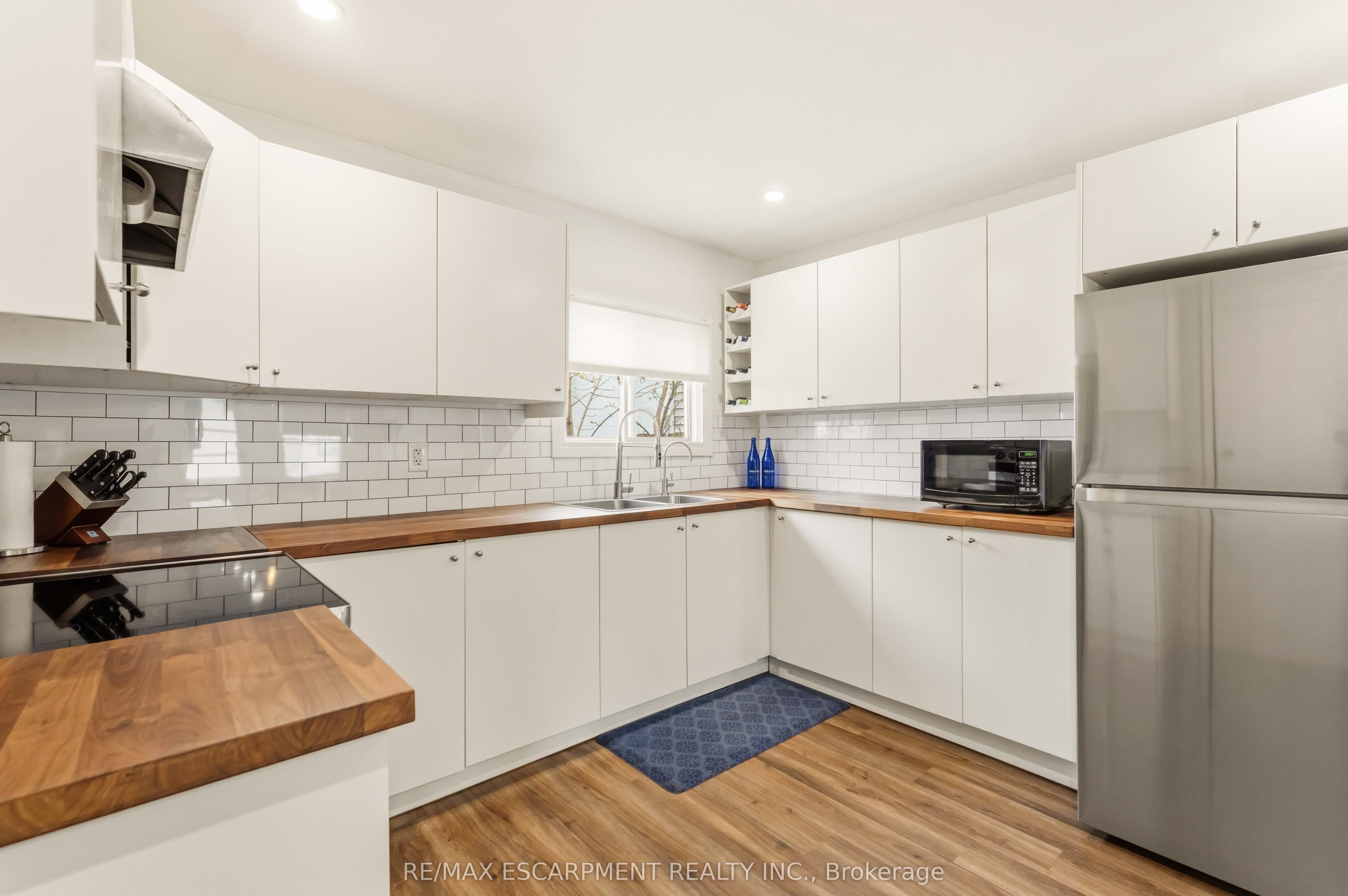 27 Edinburgh Avenue Property Photo 10