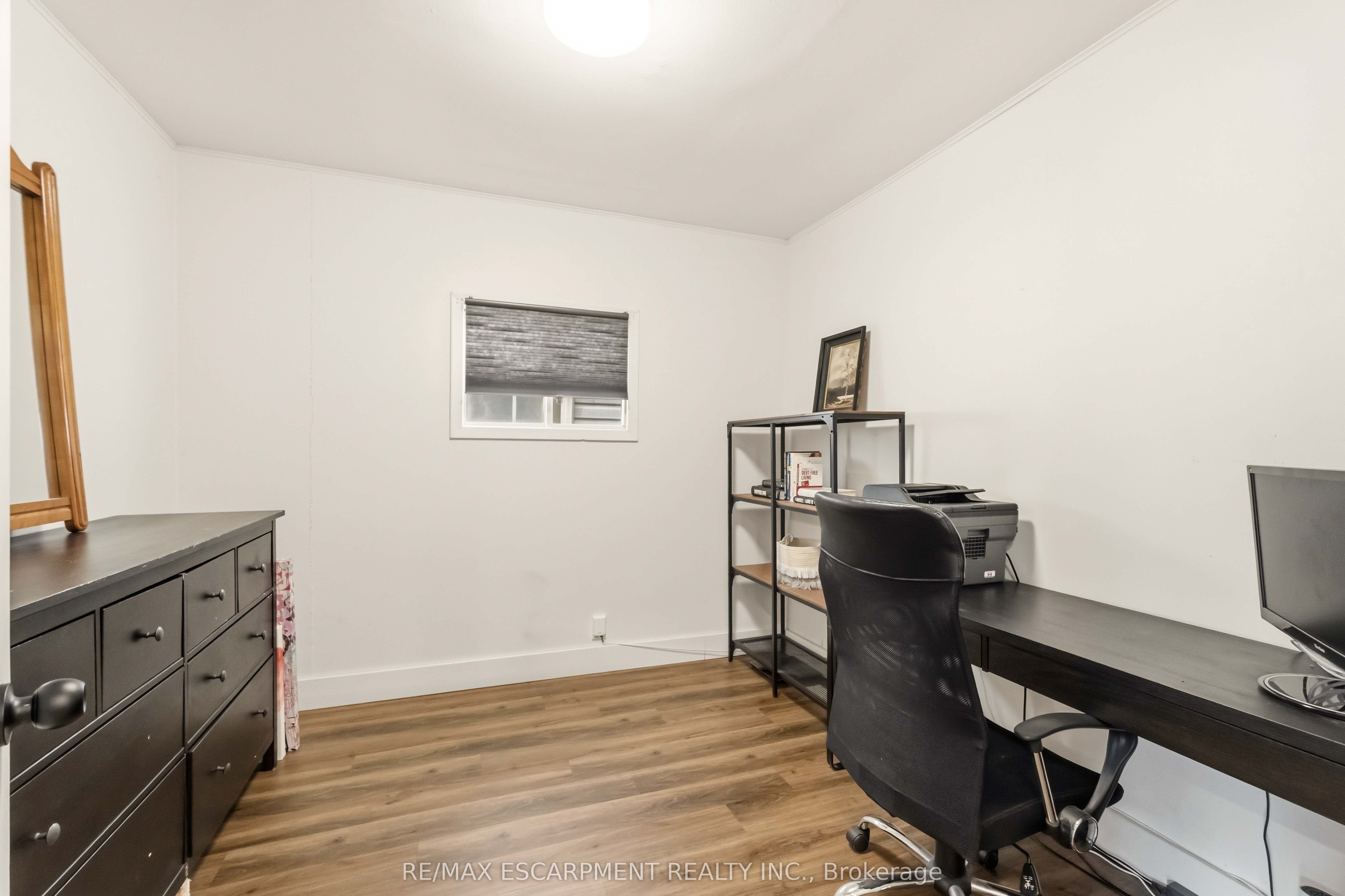27 Edinburgh Avenue Property Photo 14