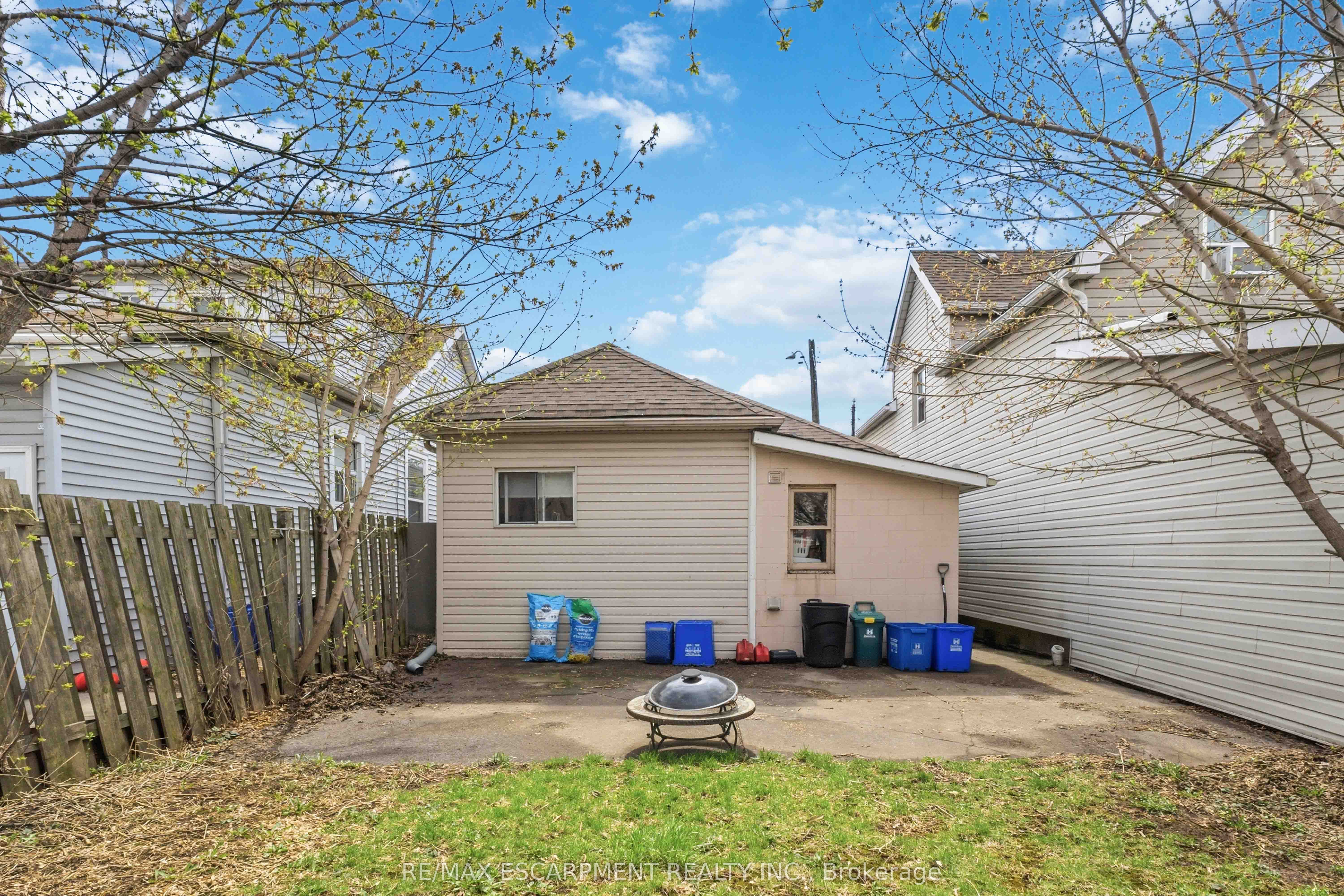27 Edinburgh Avenue Property Photo 21