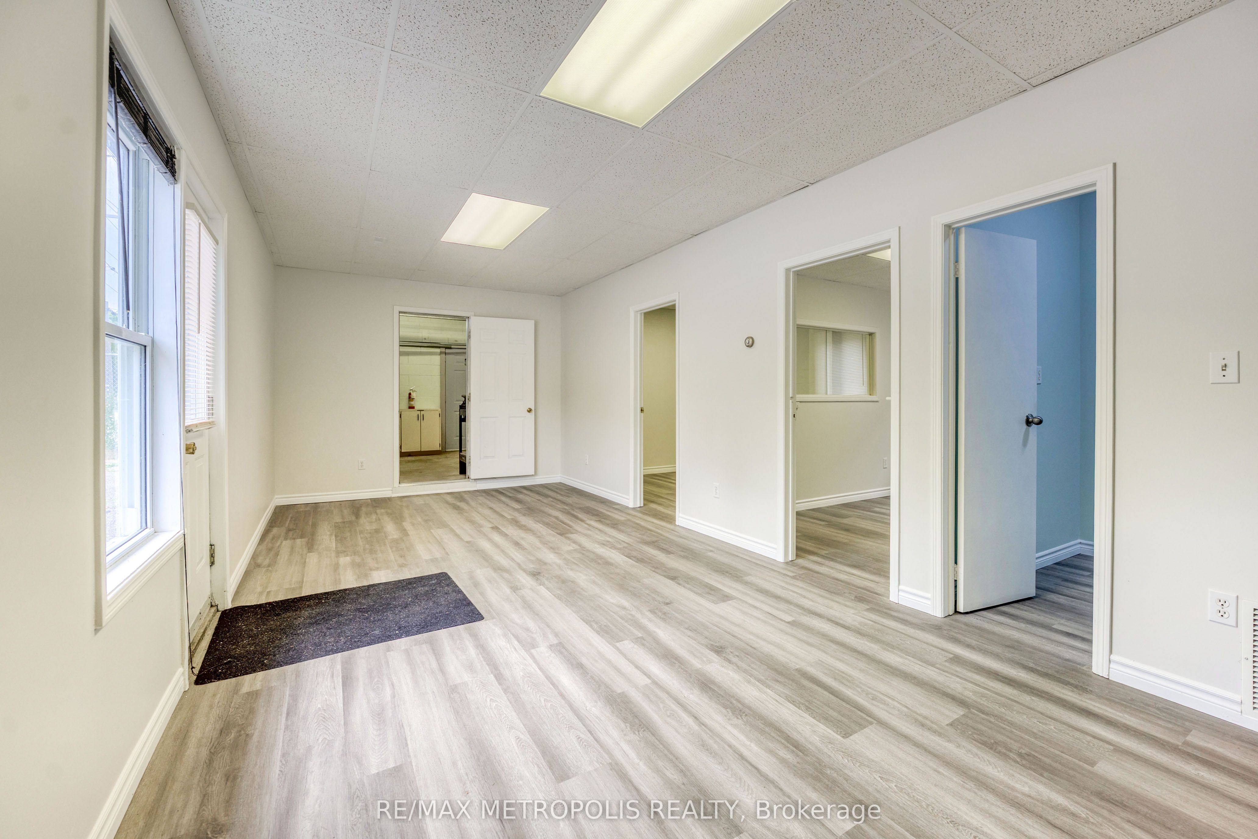 431 Campbell Street Property Photo 11