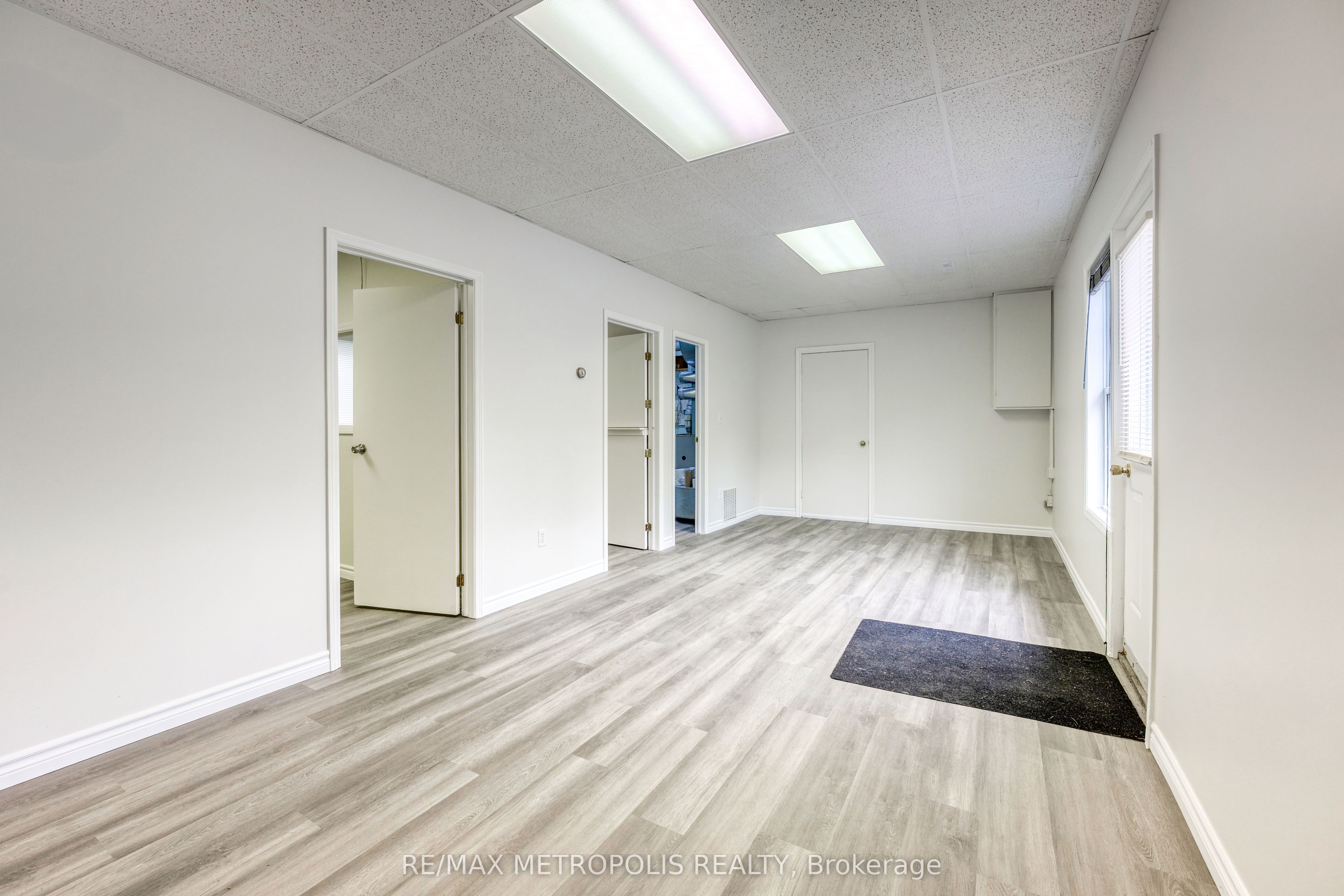 431 Campbell Street Property Photo 14
