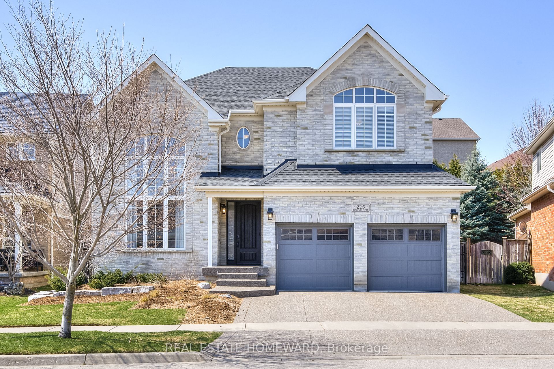 225 Ridgemere Court