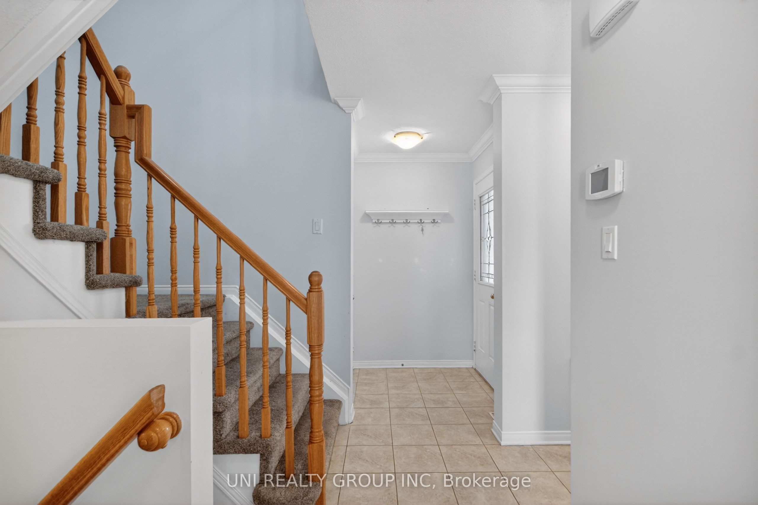 546 Ashbourne Crescent Property Photo 20