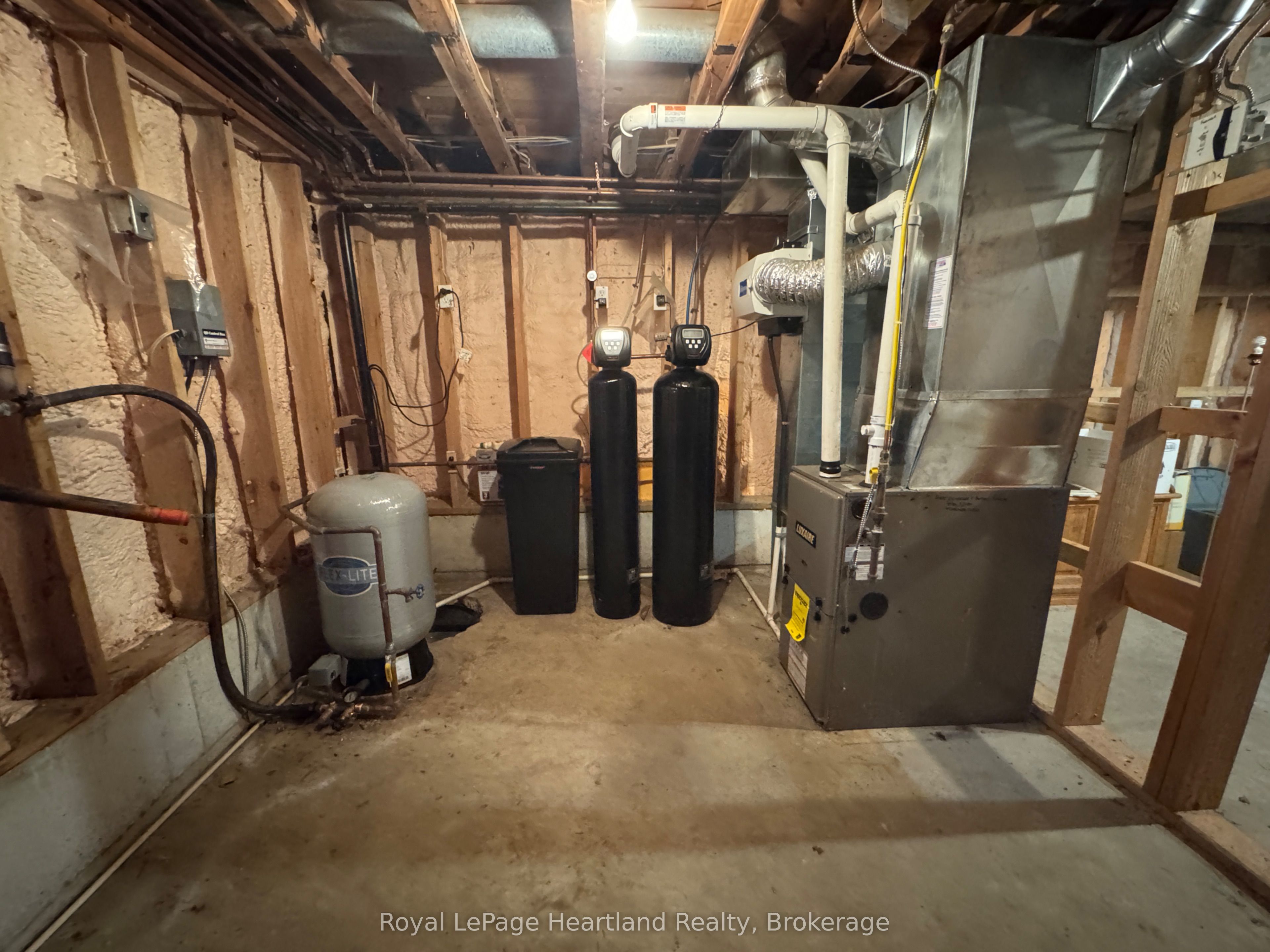 46341 Fordwich Line Property Photo 45
