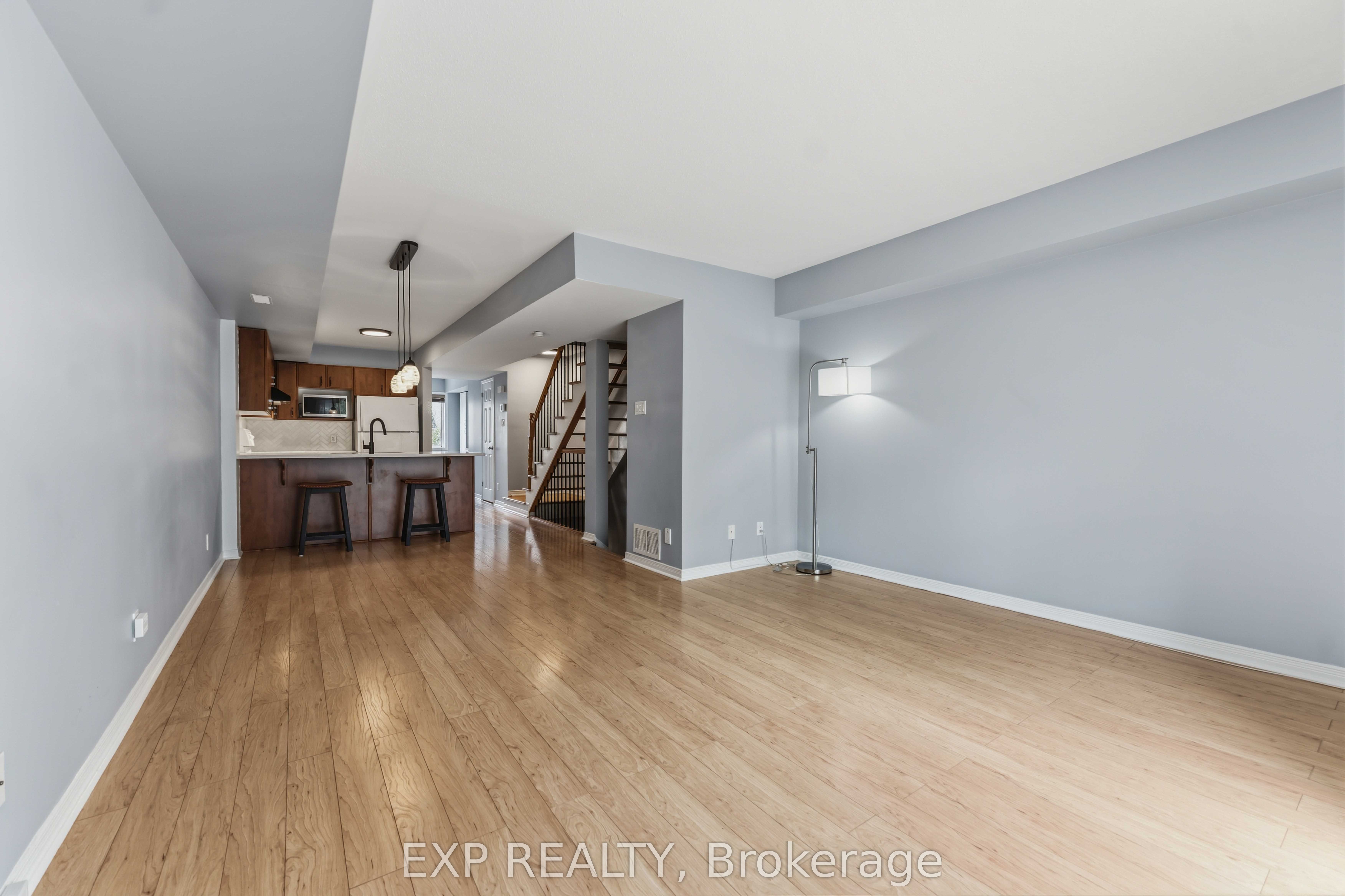 81 Strathaven Private Property Photo 9