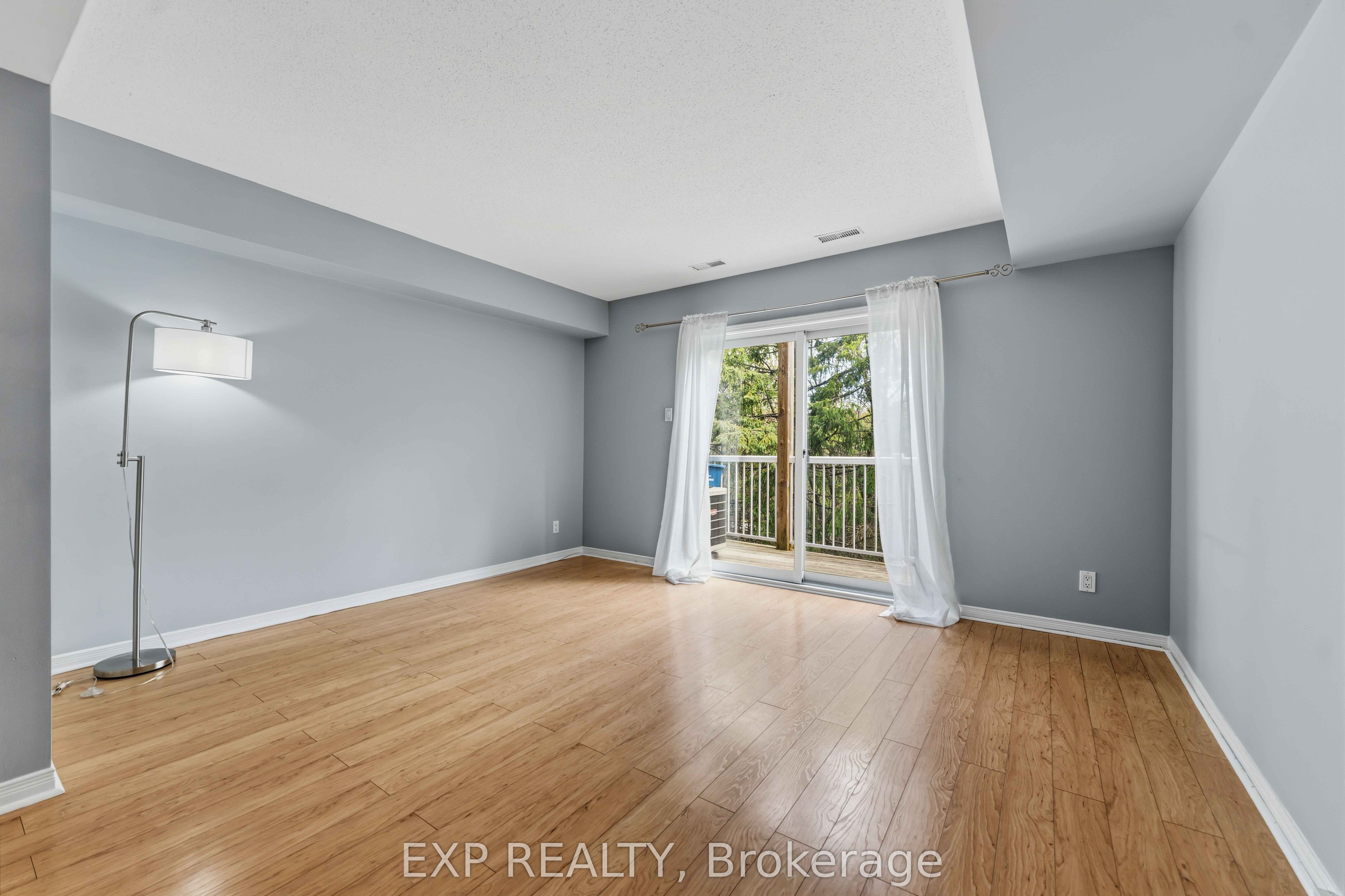 81 Strathaven Private Property Photo 15