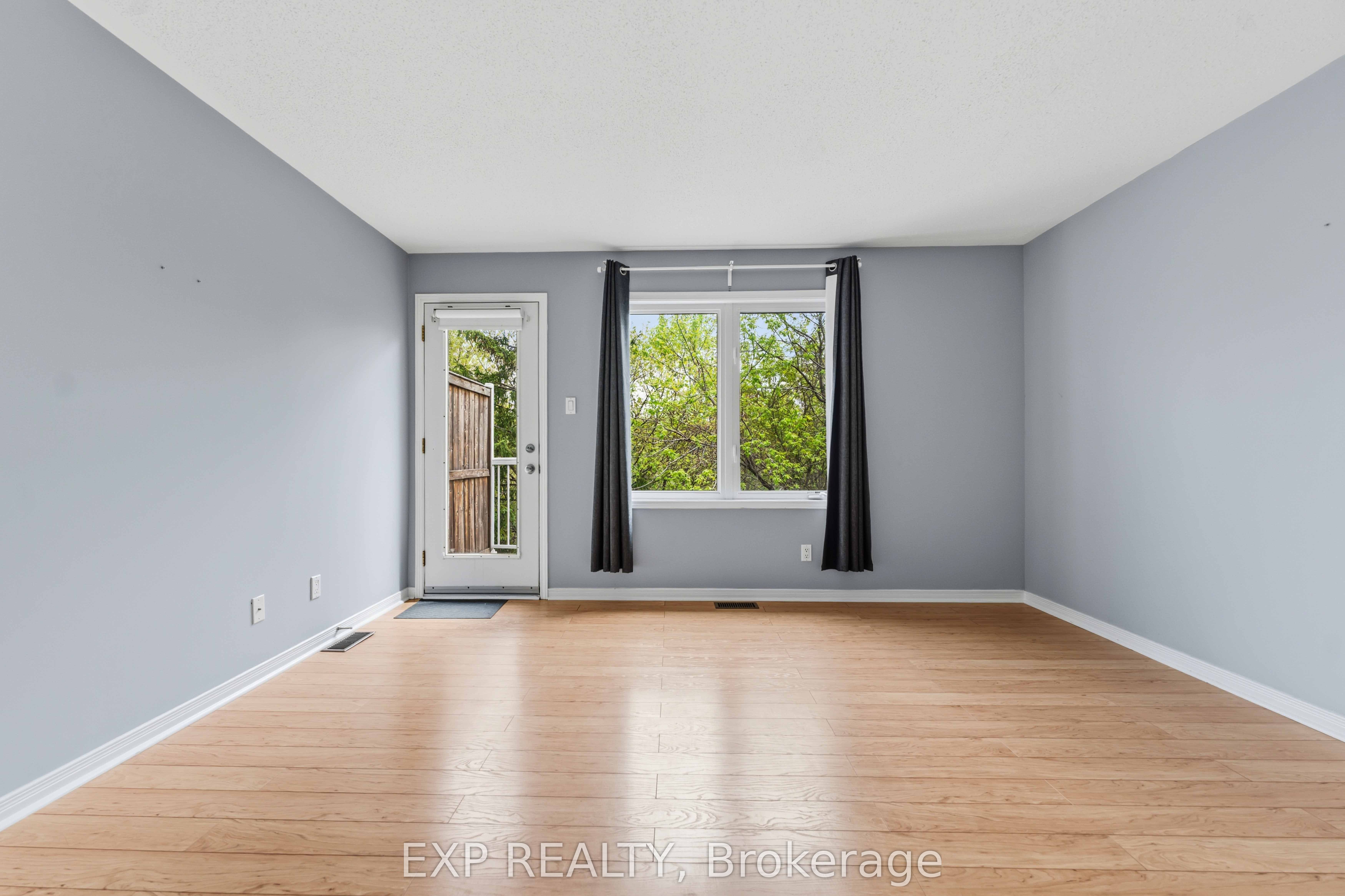 81 Strathaven Private Property Photo 24