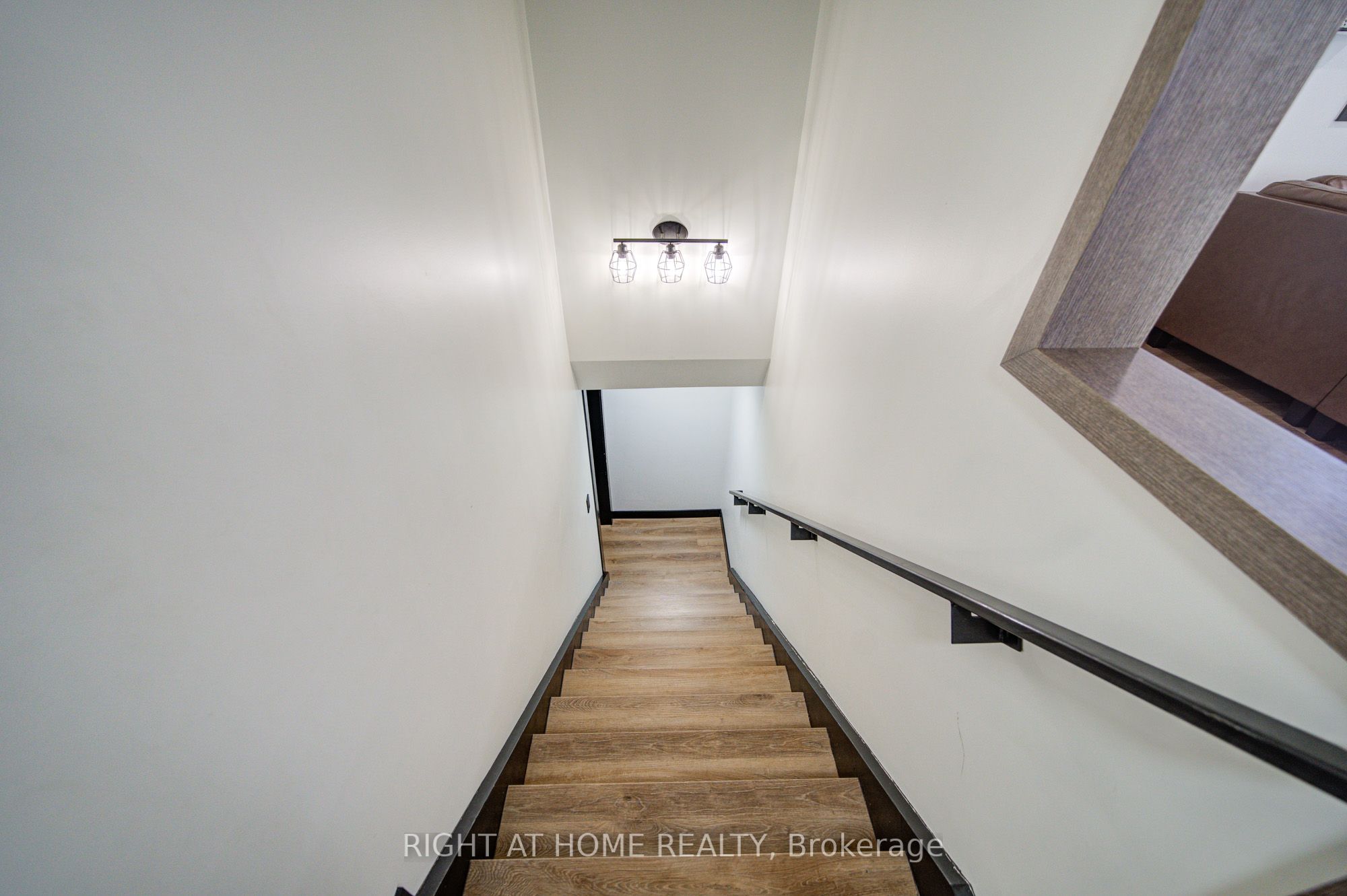43 West Street Property Photo 25