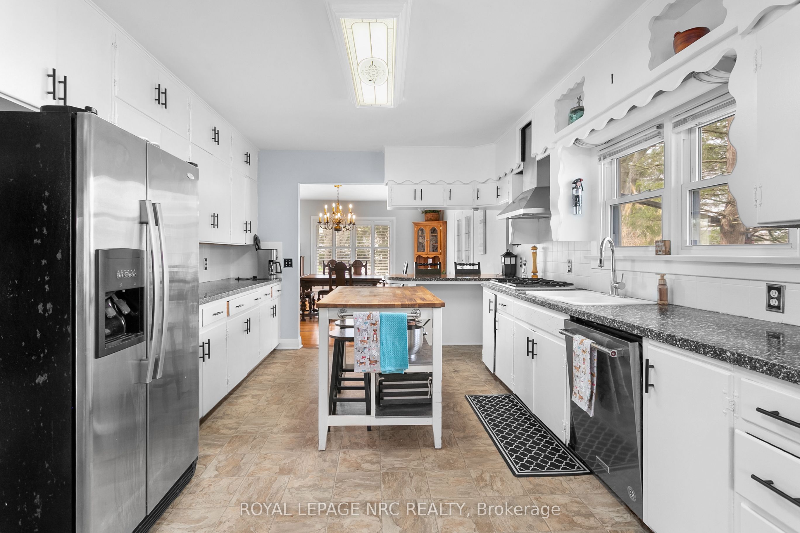 3208 Young Avenue Property Photo 13