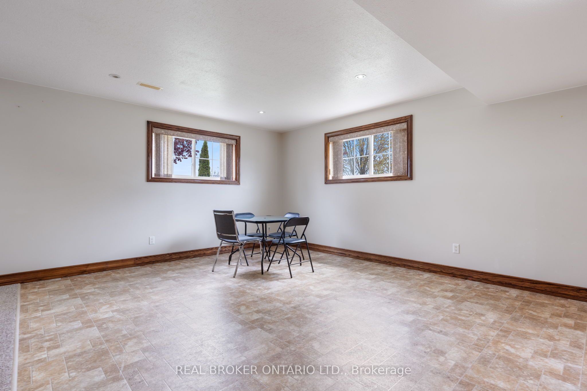 8984 Plank Road Property Photo 23