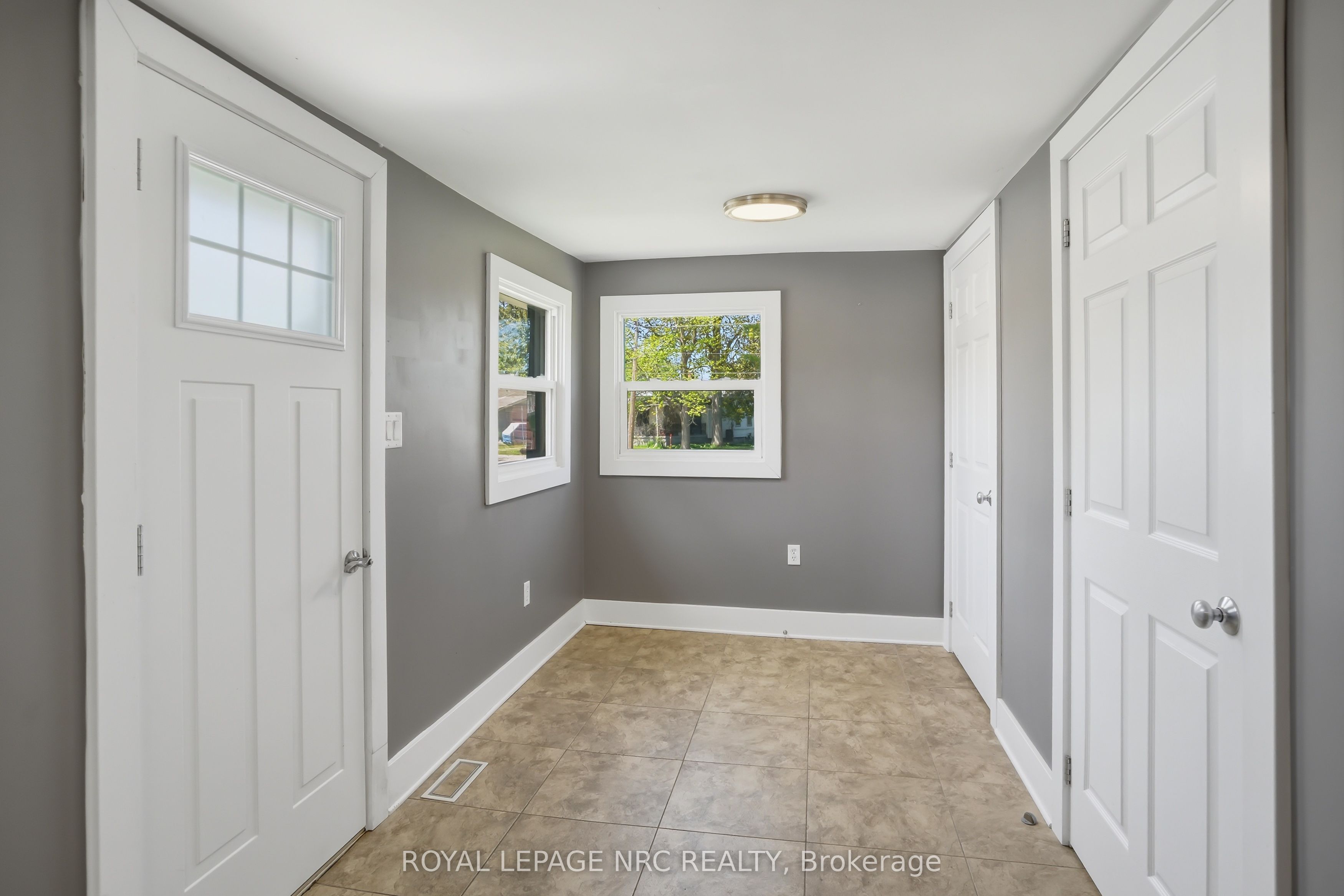 11 White Avenue Property Photo 18