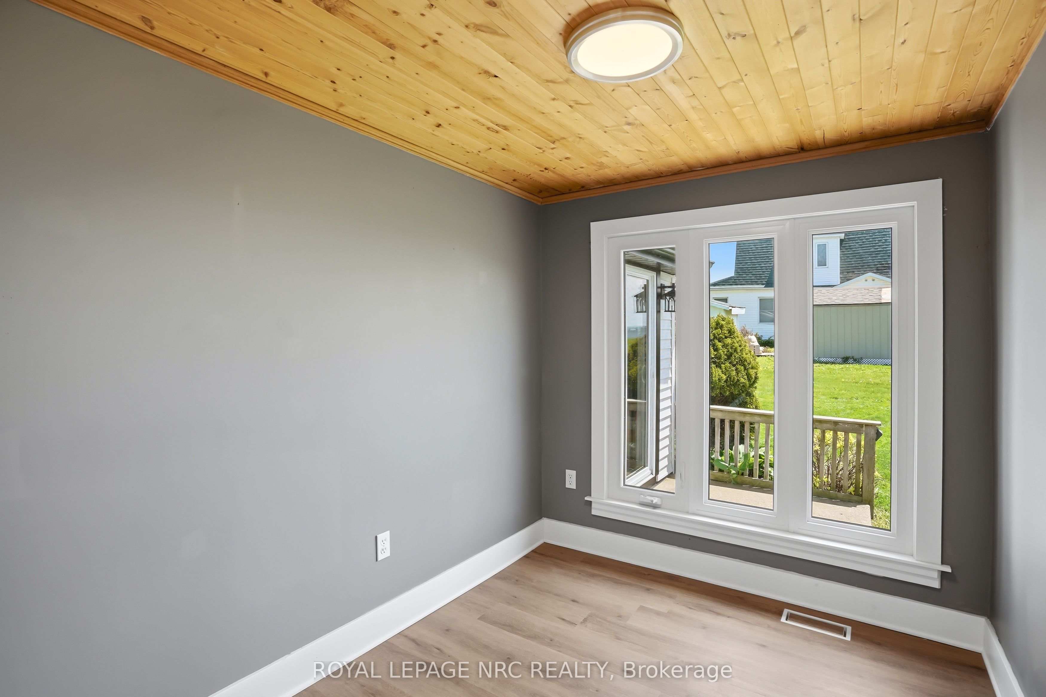 11 White Avenue Property Photo 29
