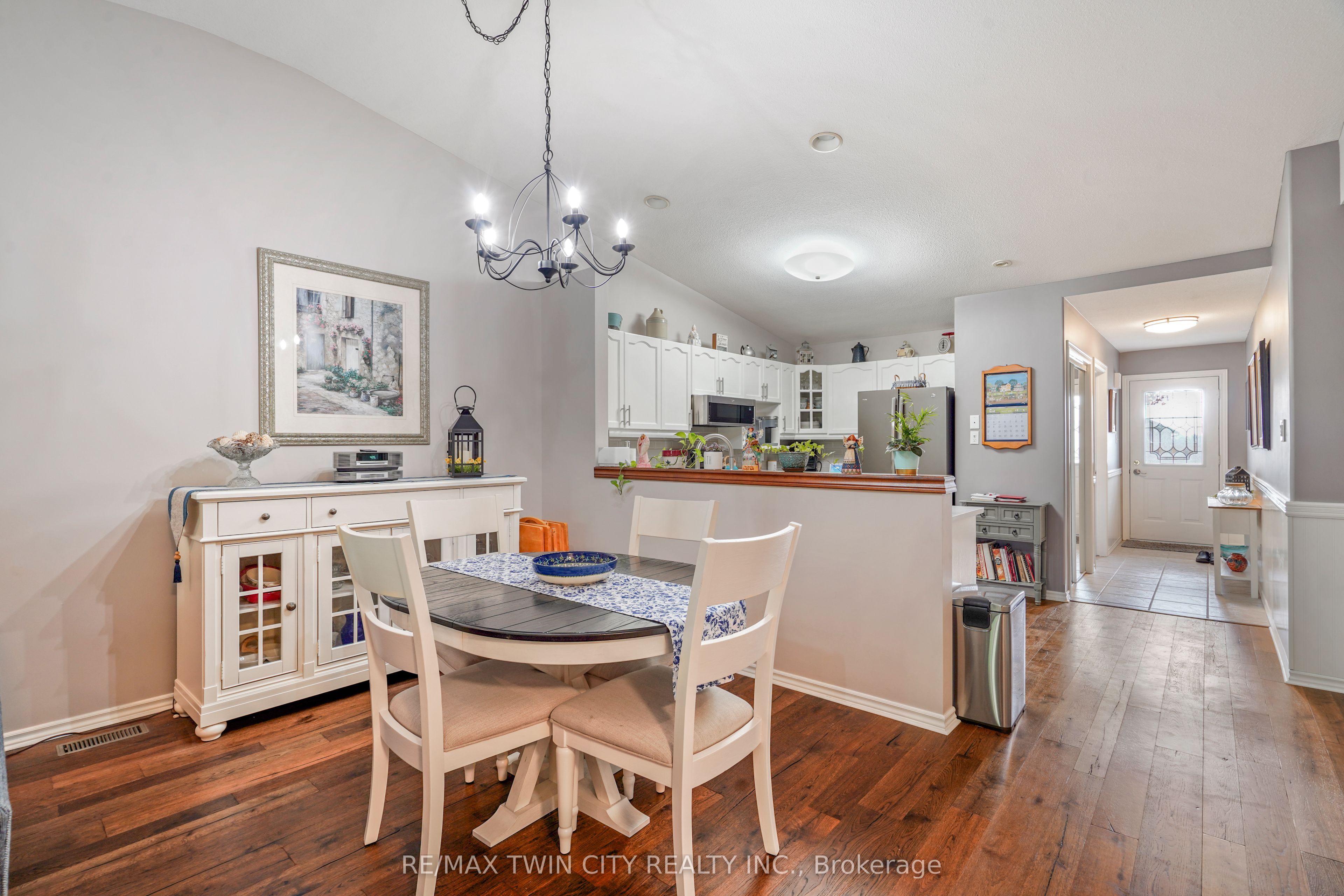 24 Griffiths Drive 9 Property Photo 12