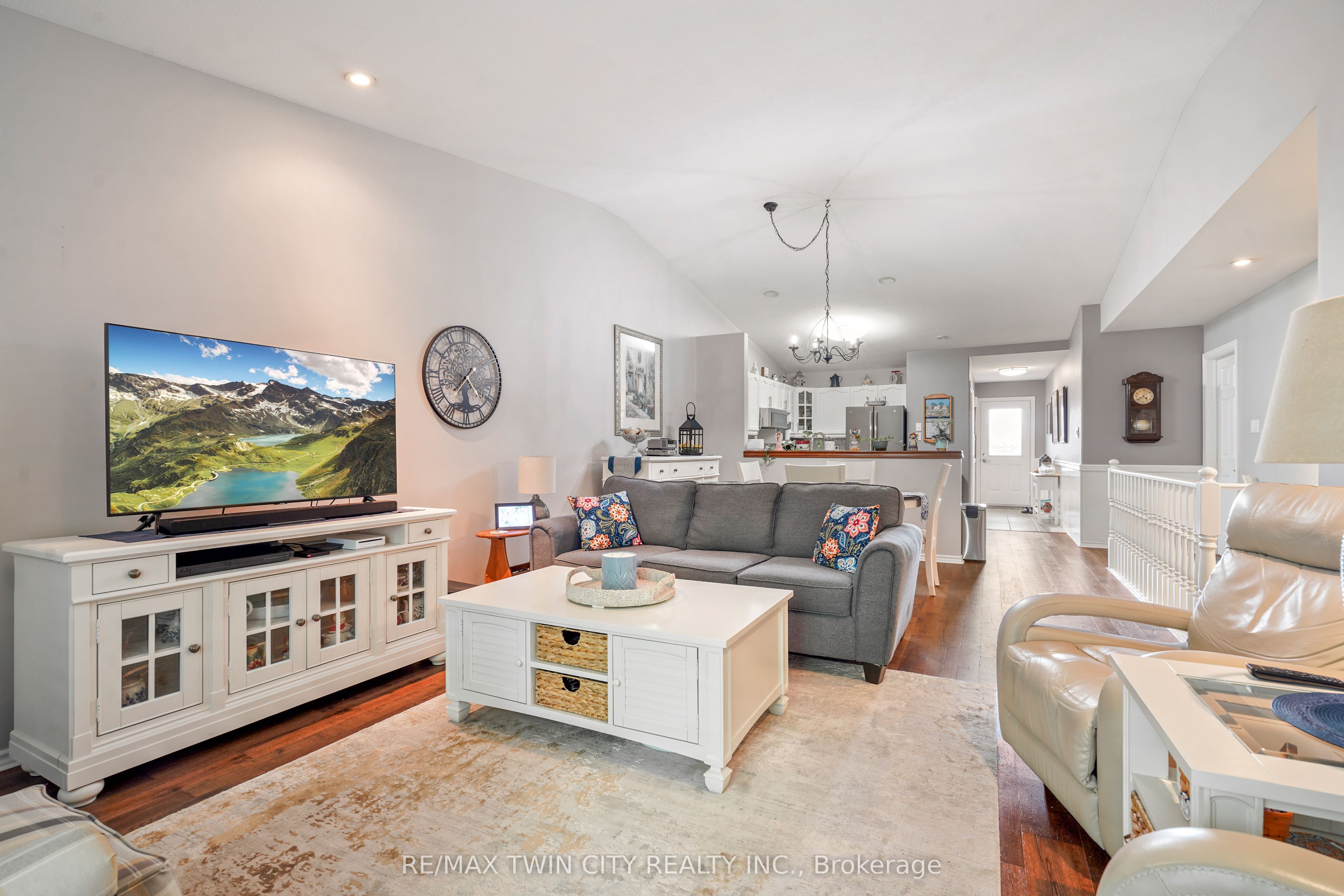 24 Griffiths Drive 9 Property Photo 14