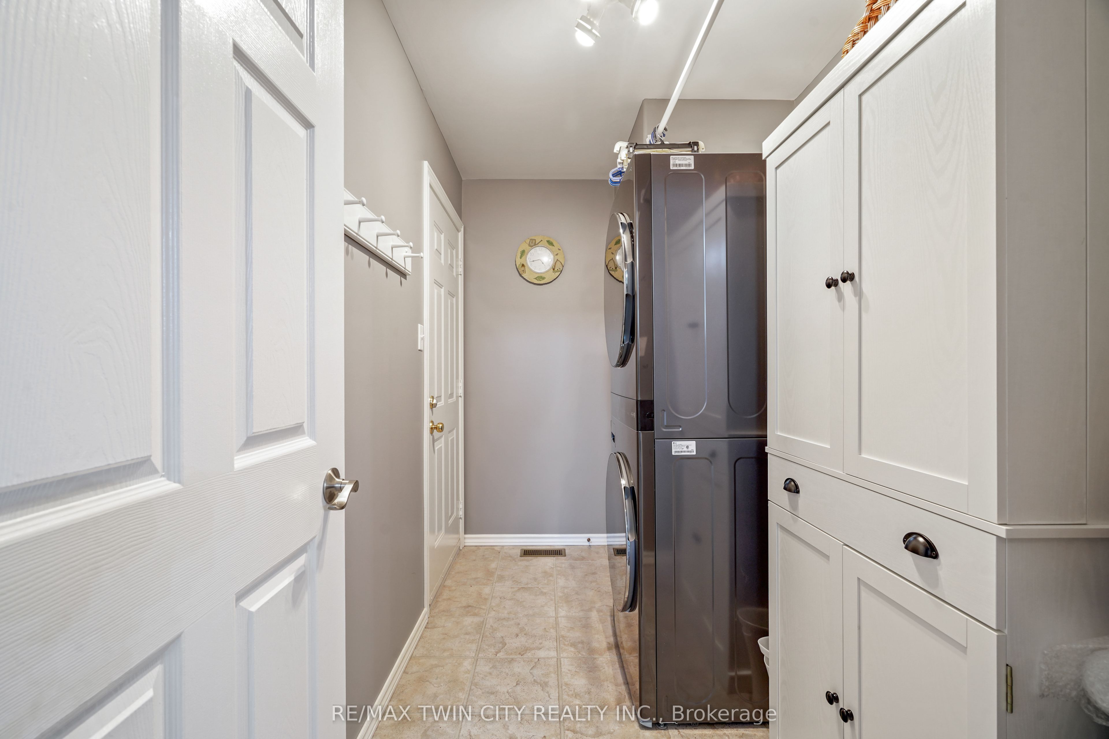24 Griffiths Drive 9 Property Photo 20