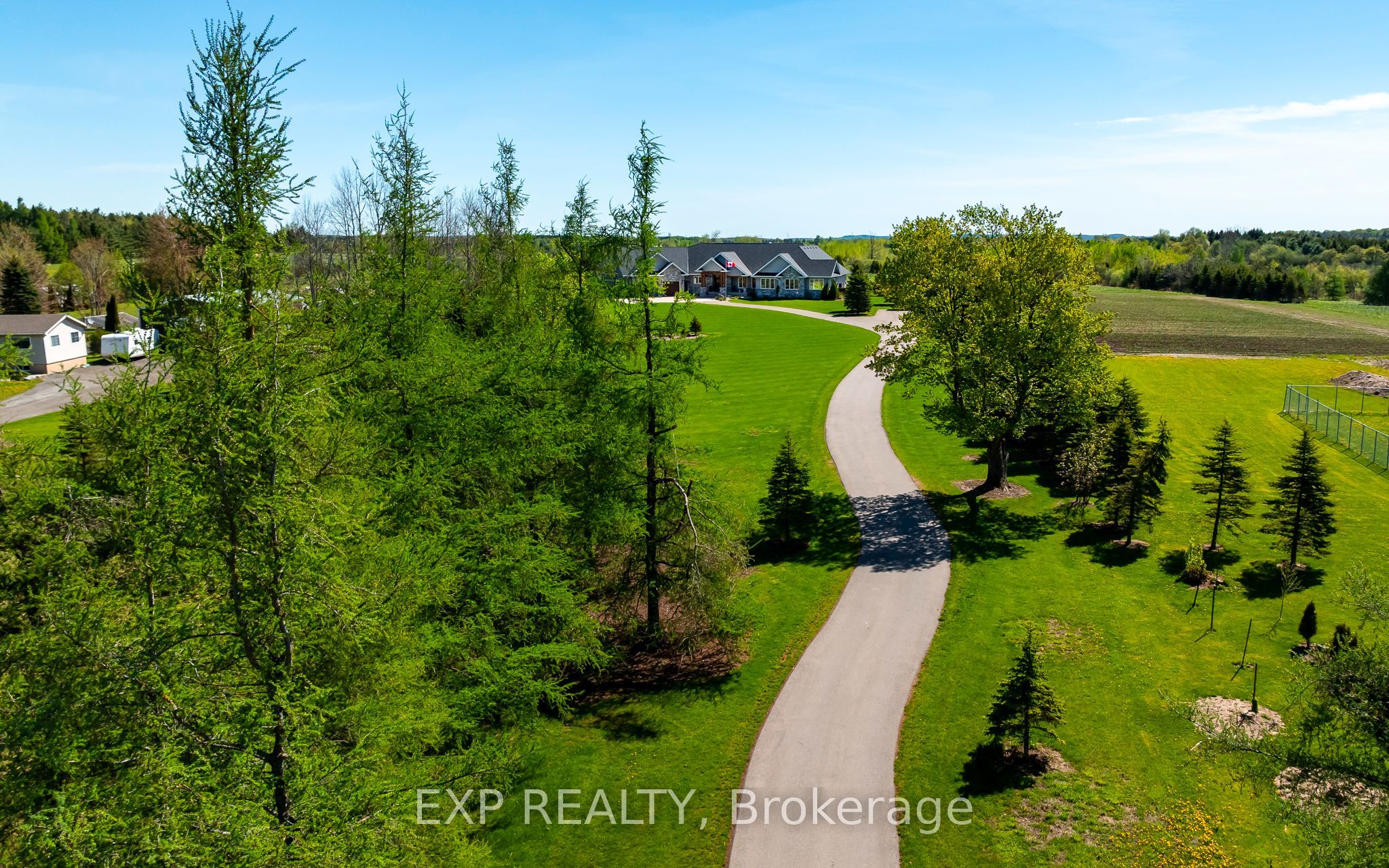 473449 County Rd 11 Property Photo 5
