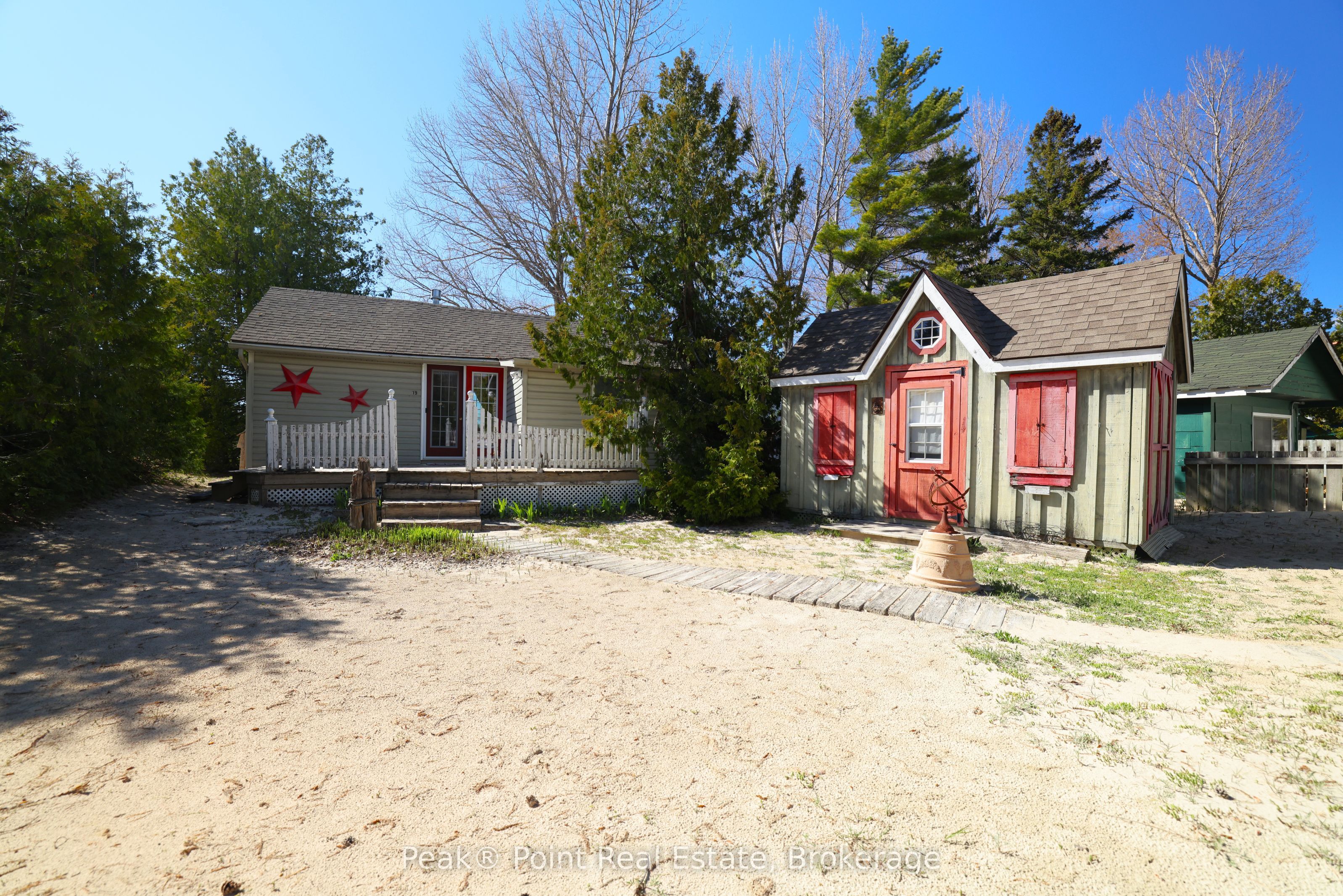 19 1st Avenue S Property Photo 2