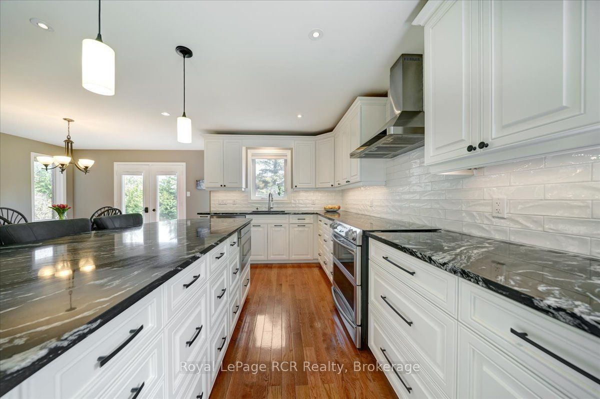 303 6th Avenue W Property Photo 13