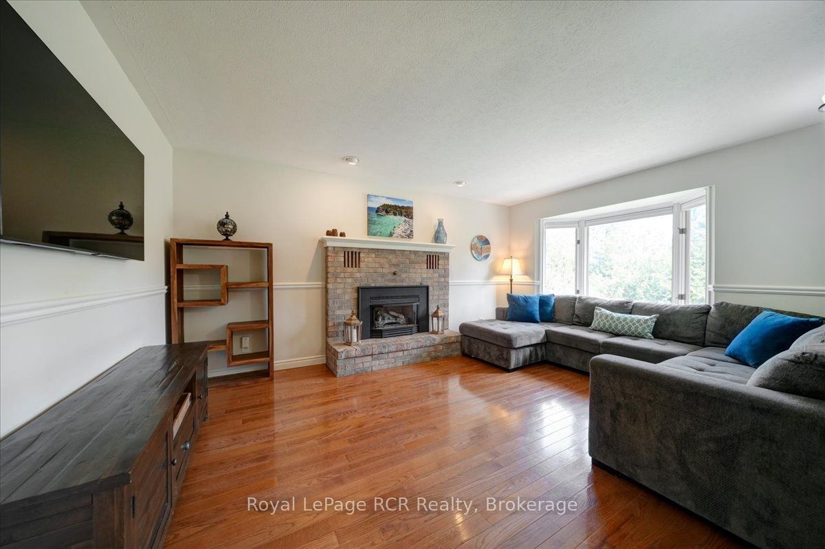 303 6th Avenue W Property Photo 18