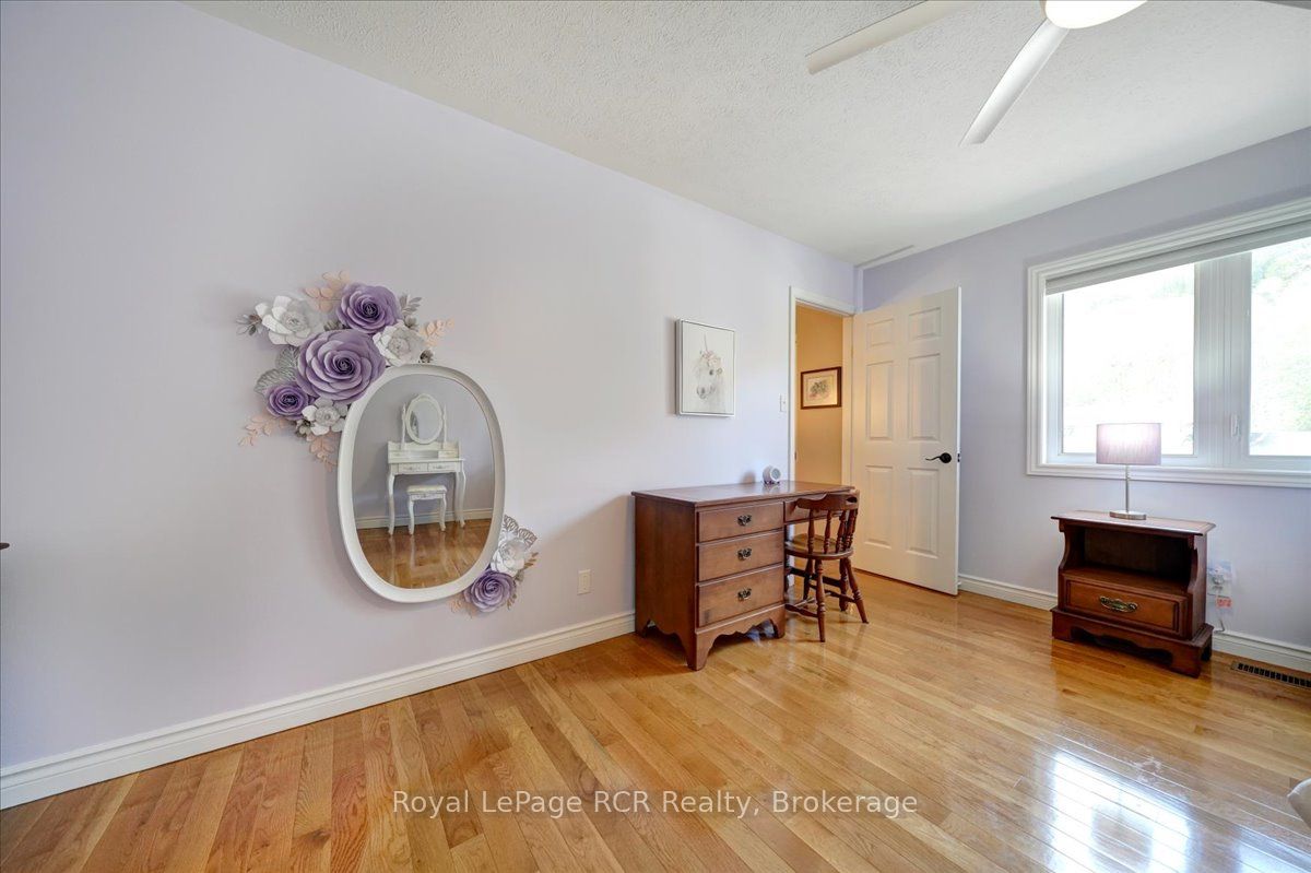 303 6th Avenue W Property Photo 25
