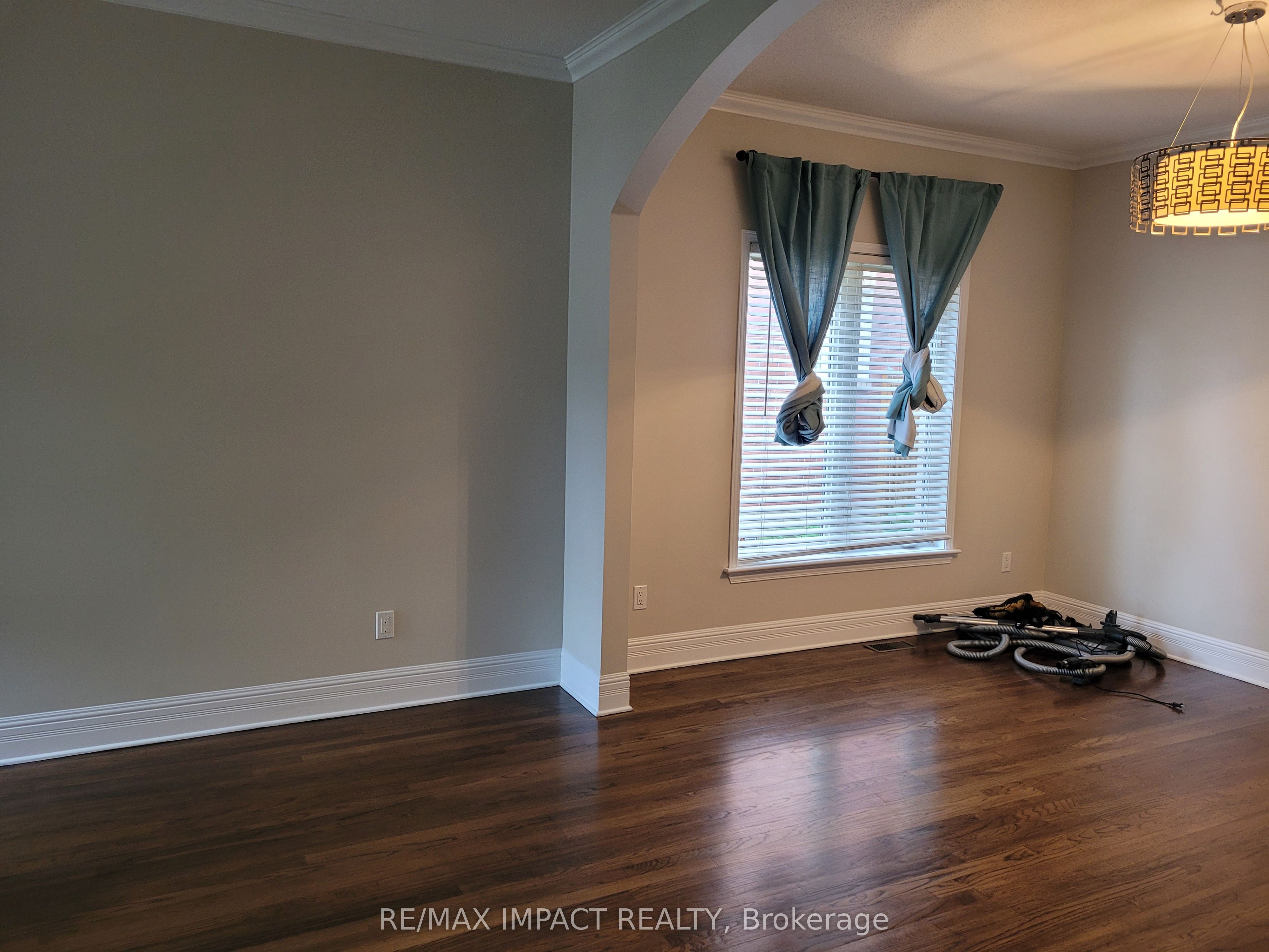 20 Remembrance Crescent Property Photo 6