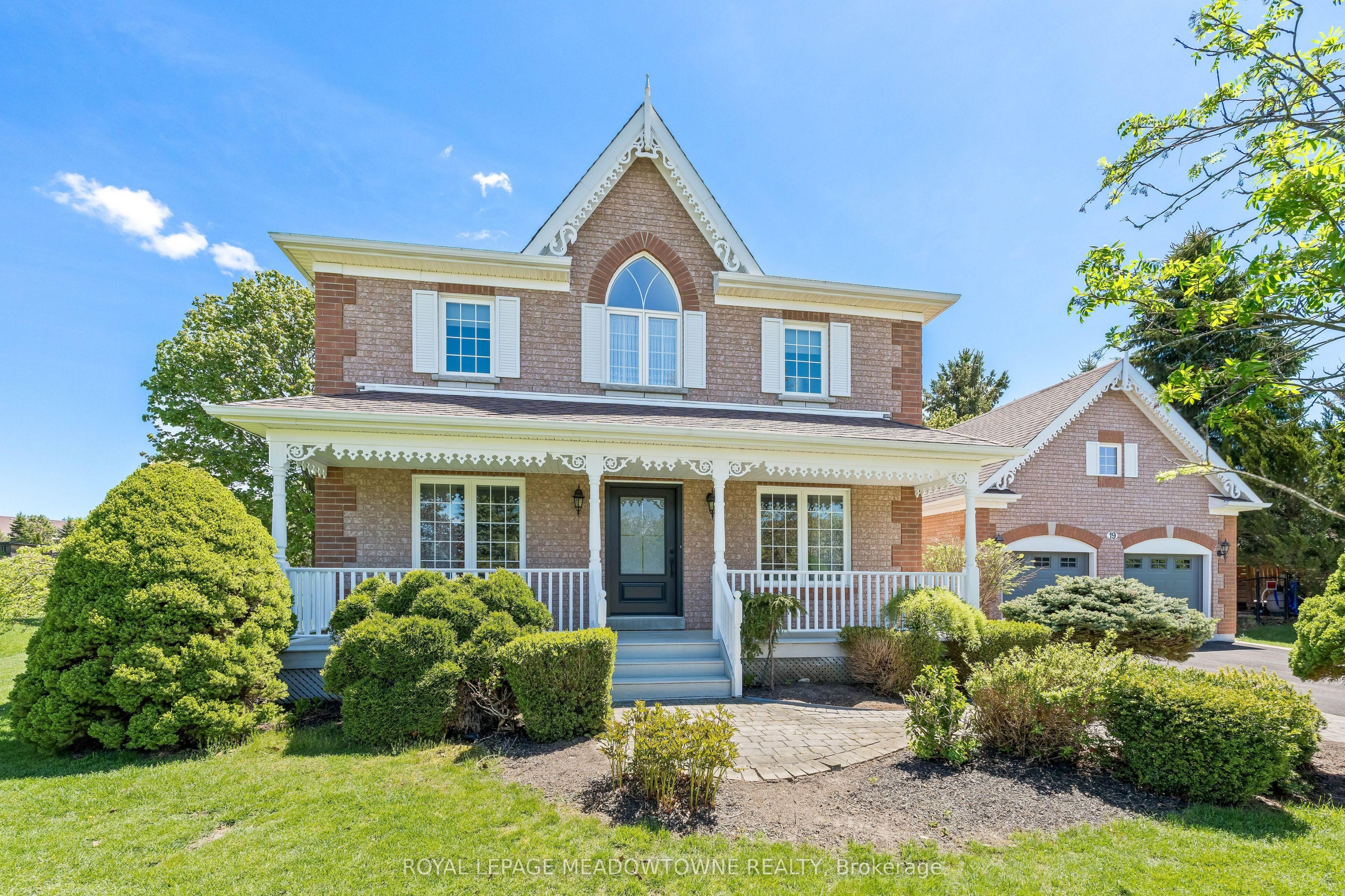 19 Mccullogh Drive Property Photo 1