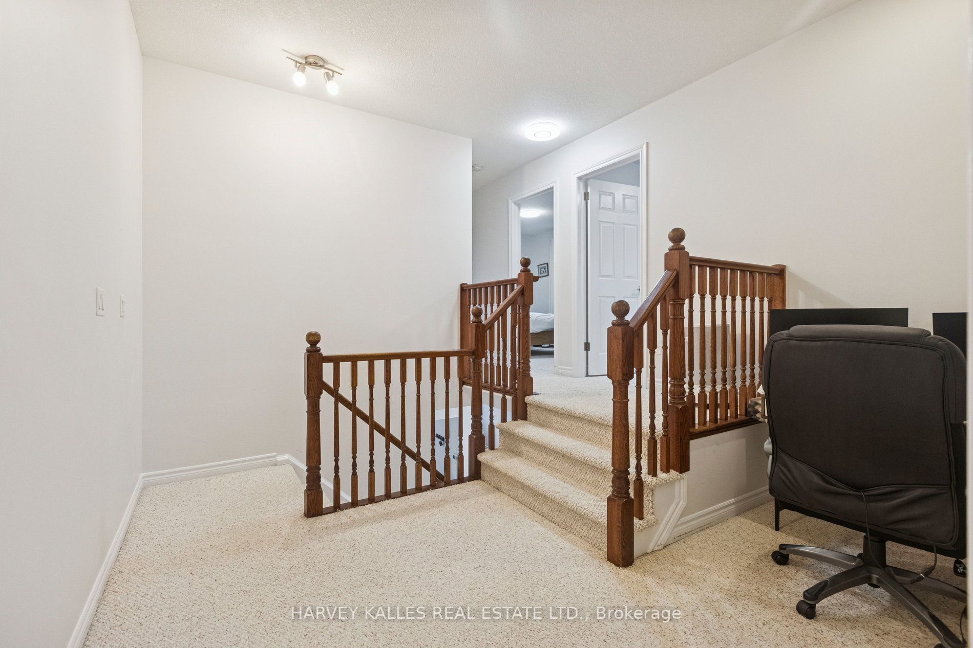 409 Tealby Crescent Property Photo 20