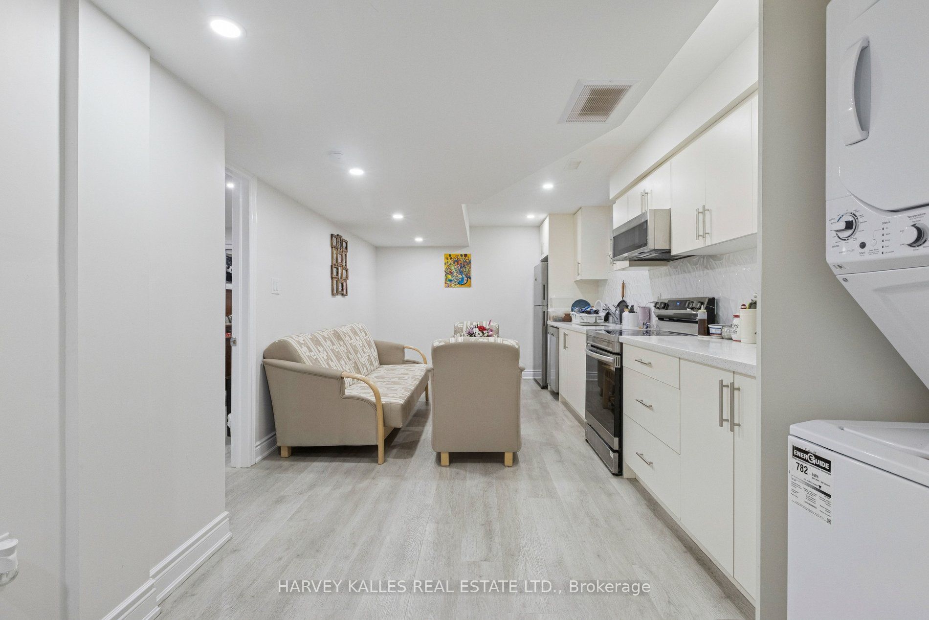 409 Tealby Crescent Property Photo 36