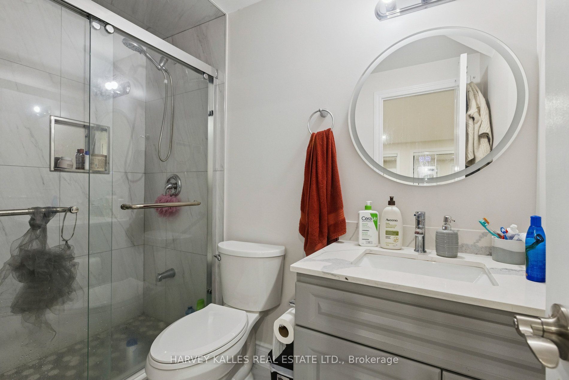 409 Tealby Crescent Property Photo 41