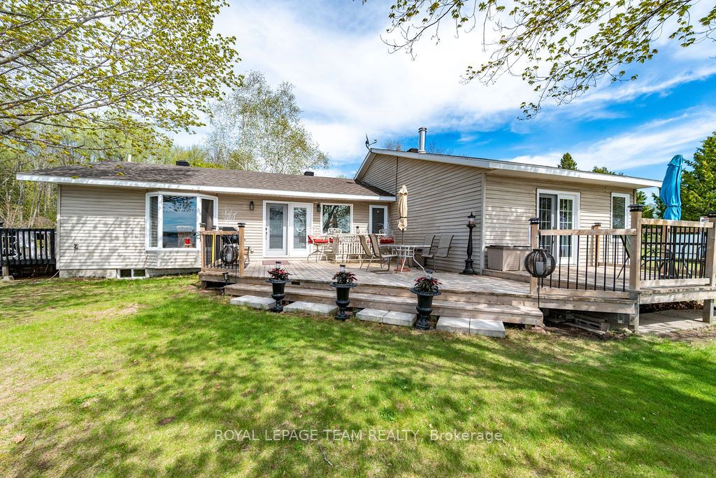 437 Island View Drive Property Photo 16