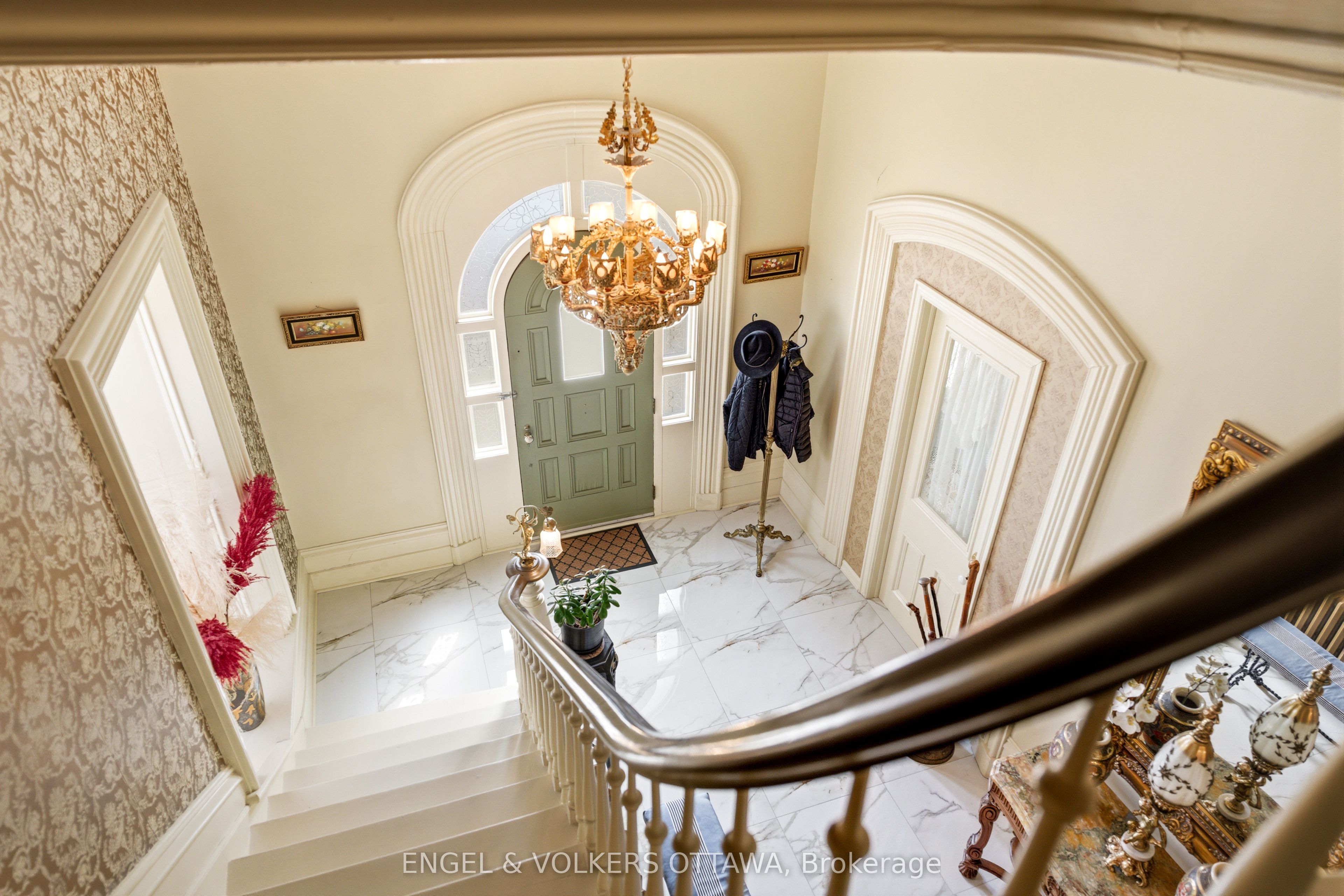 382 Mcgill Street Property Photo 22