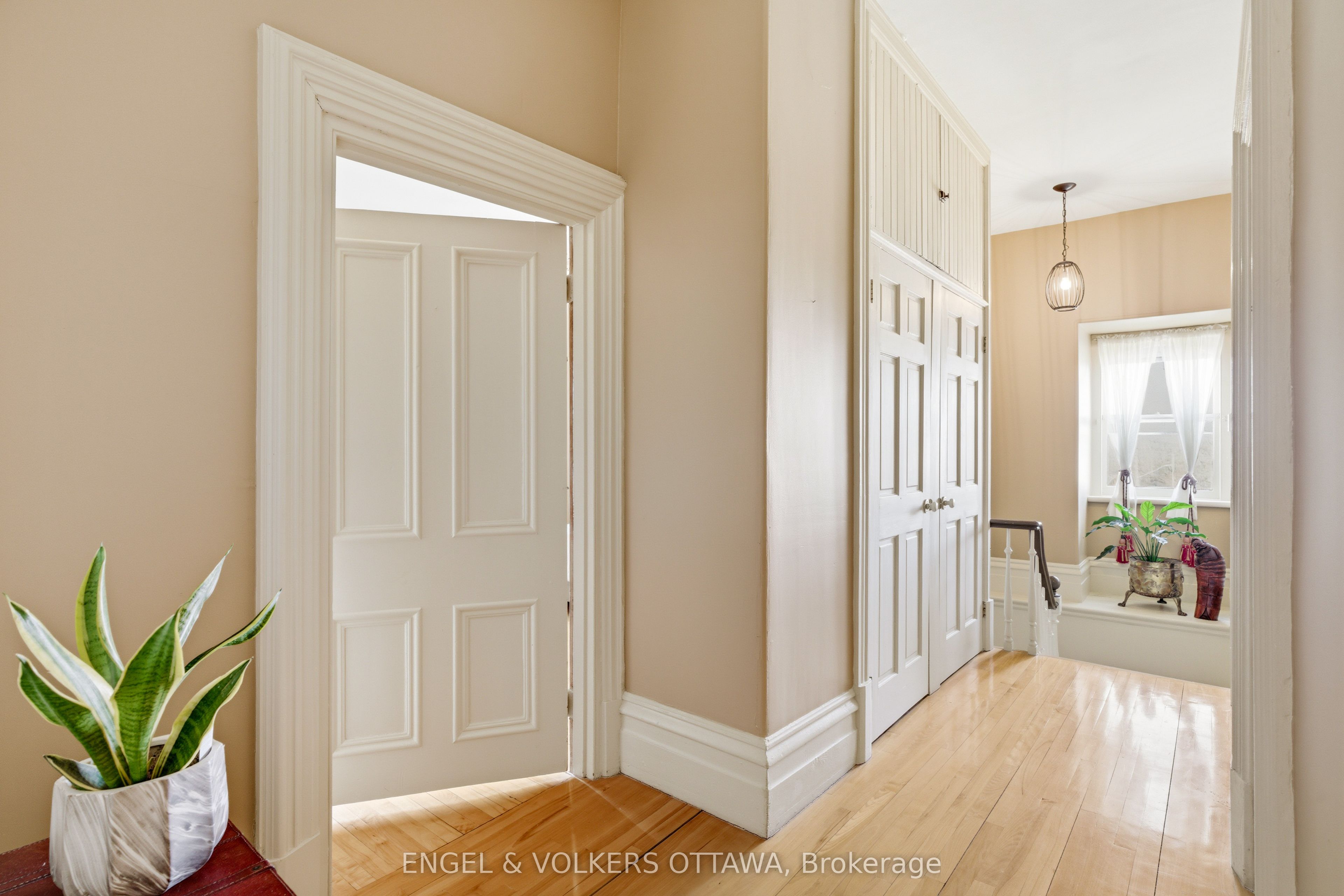 382 Mcgill Street Property Photo 23