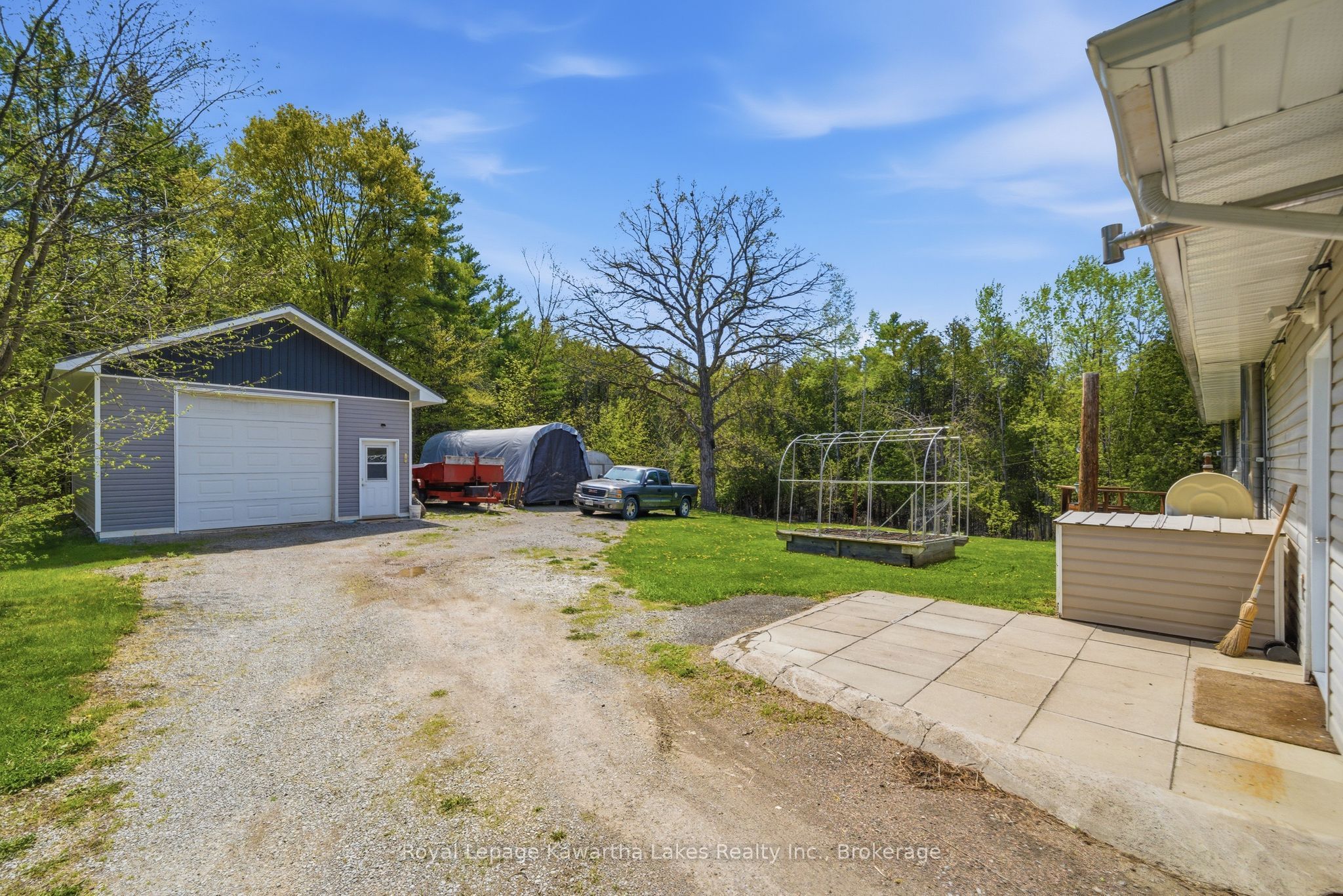 2794 County Road 48 Property Photo 37