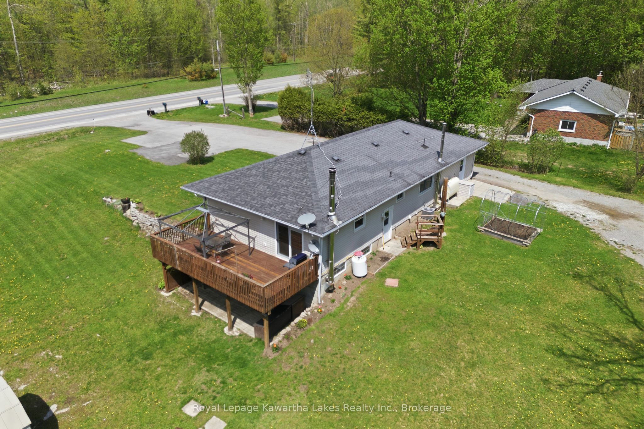 2794 County Road 48 Property Photo 50